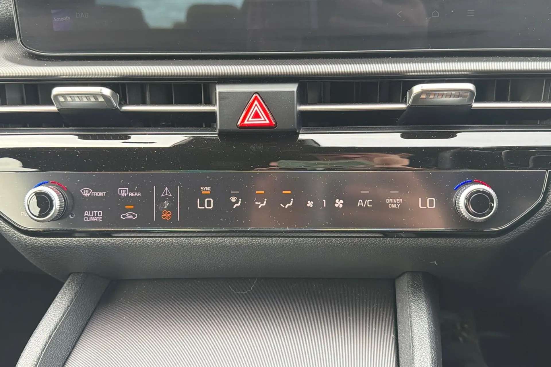 2025 KIA SPORTAGE 2025 KIA SPORTAGE