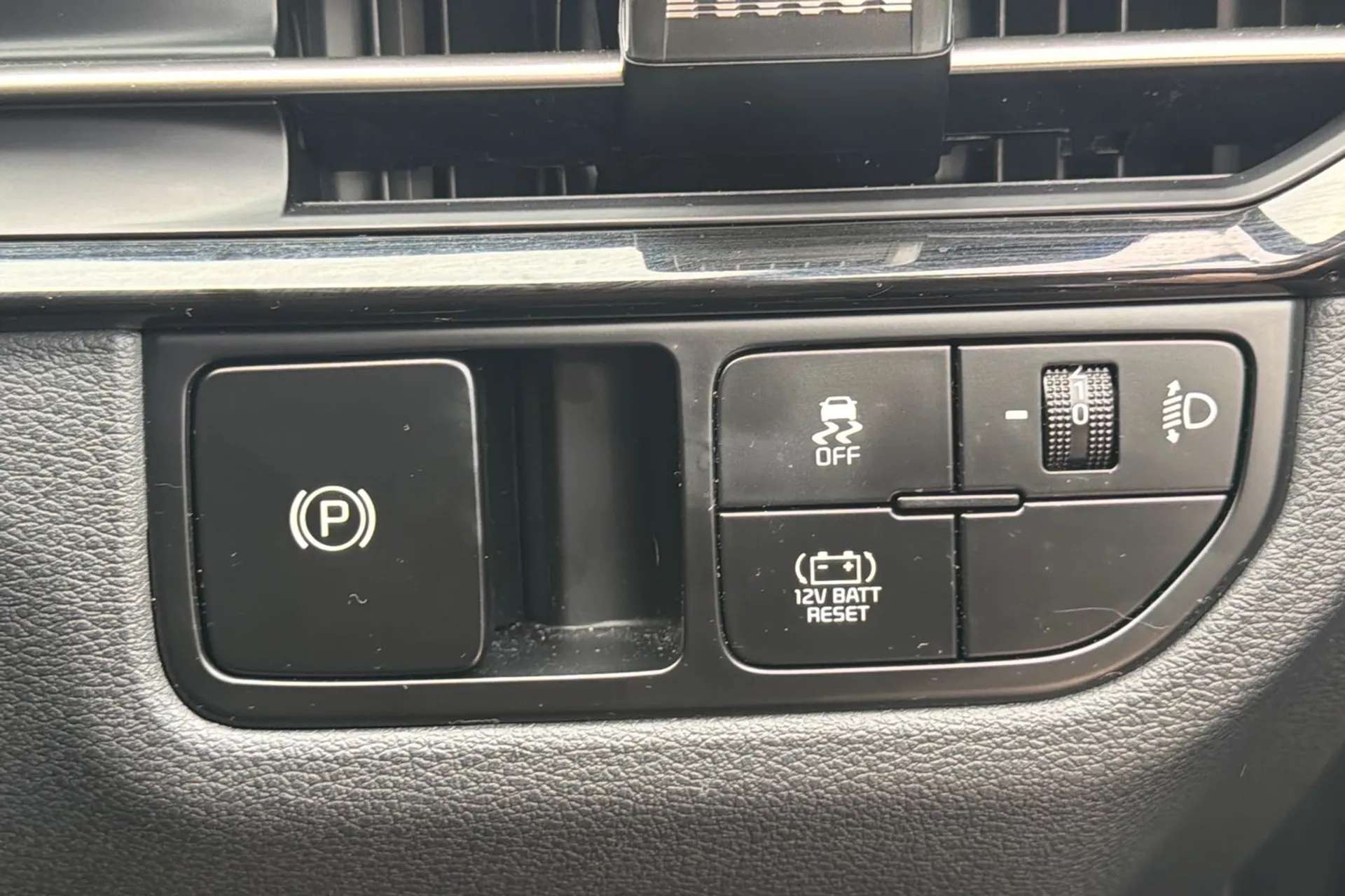 2025 KIA SPORTAGE 2025 KIA SPORTAGE