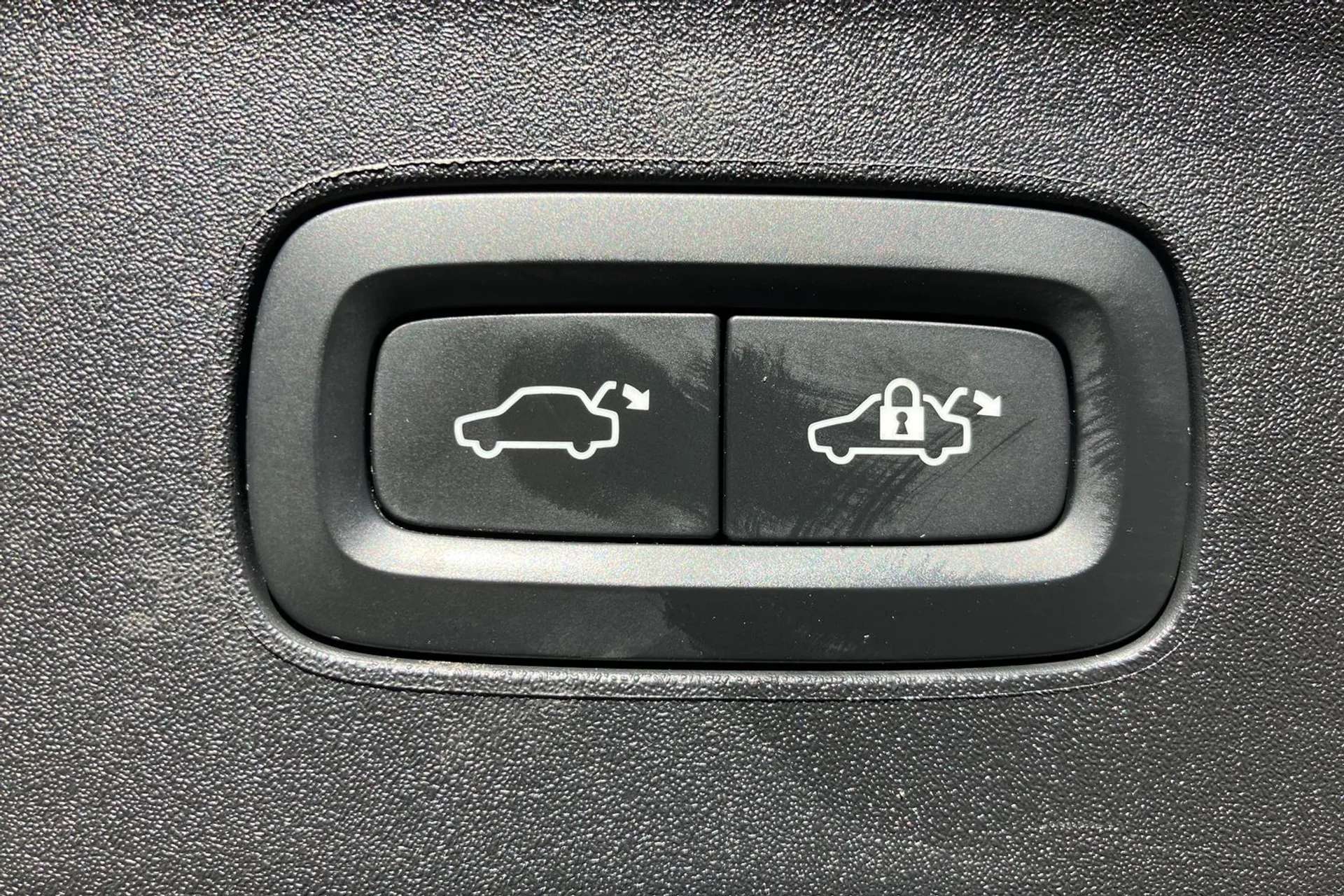 2023 POLESTAR 2 2023 POLESTAR 2