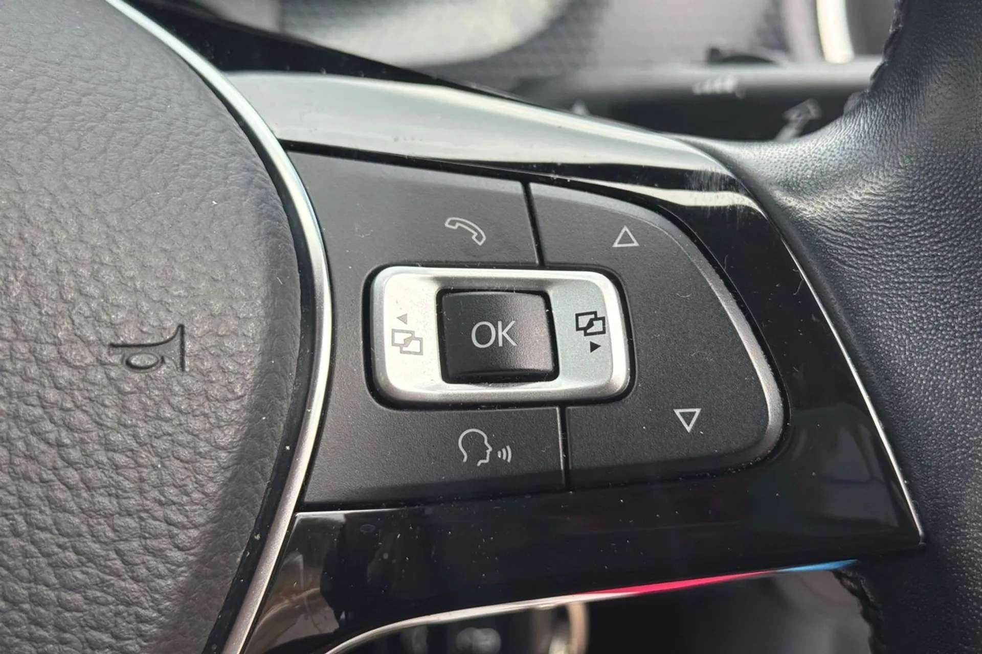 2021 VOLKSWAGEN UP 2021 VOLKSWAGEN UP