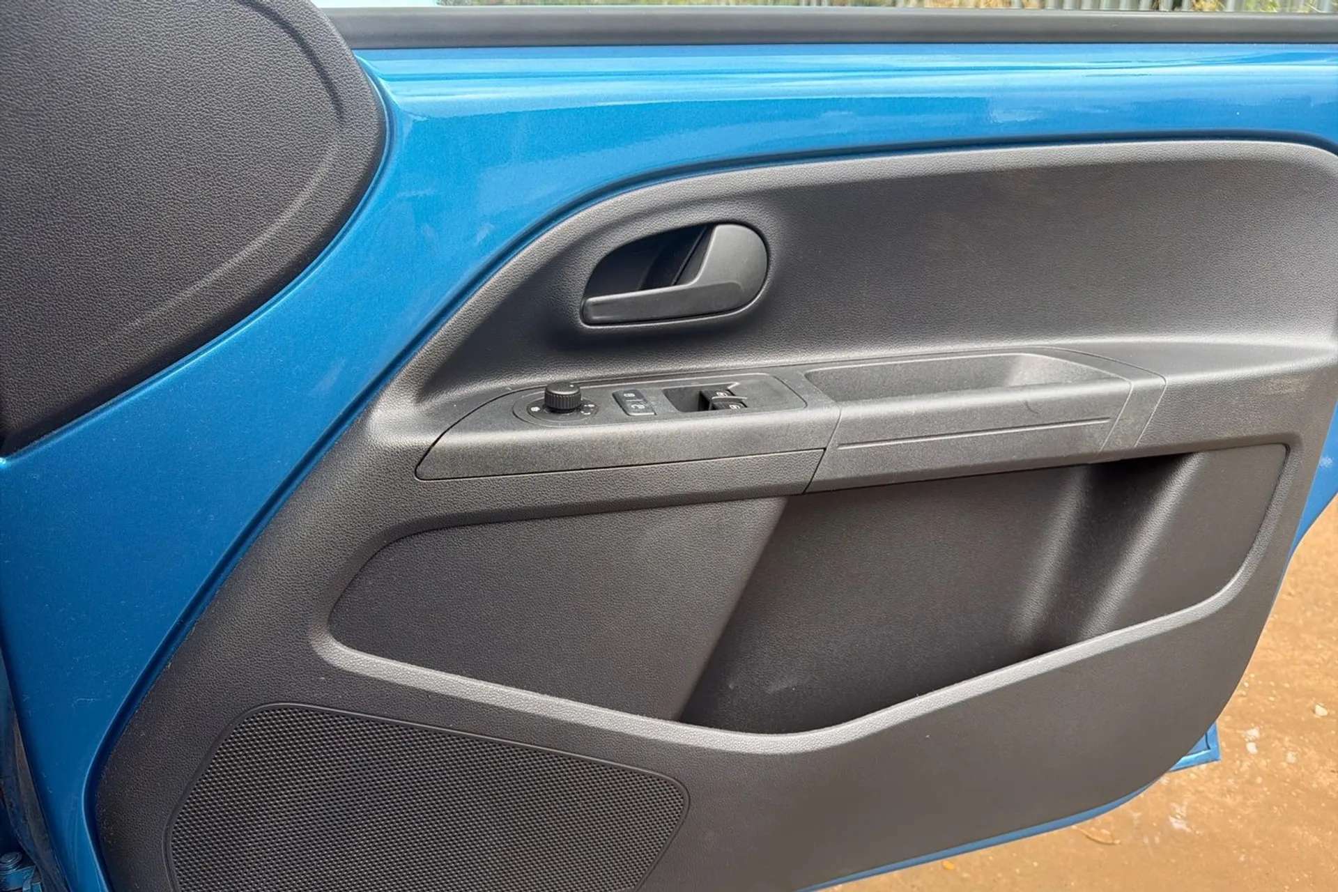 2021 VOLKSWAGEN UP 2021 VOLKSWAGEN UP