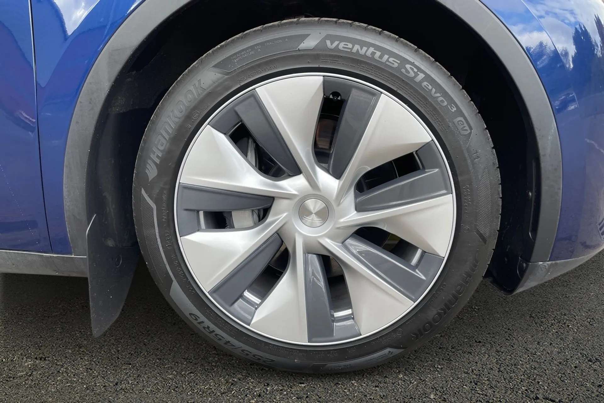 2022 TESLA MODEL Y 2022 TESLA MODEL Y