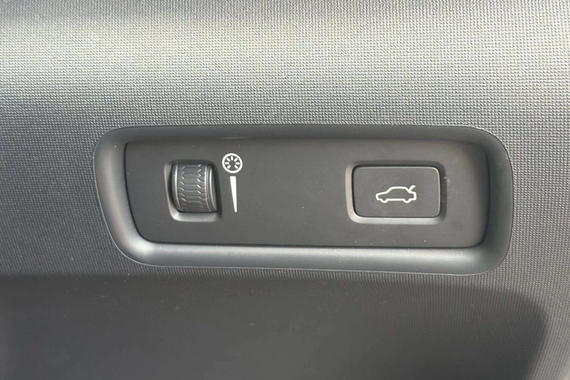 2021 POLESTAR 2 2021 POLESTAR 2