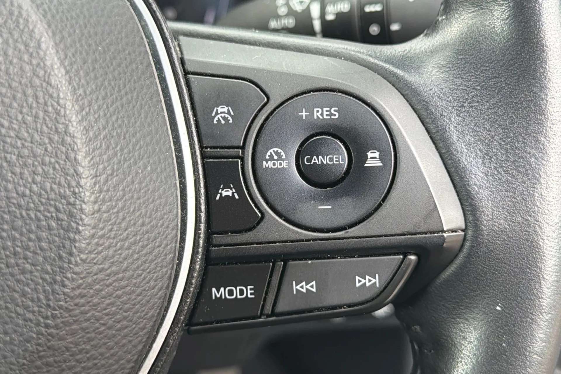 2023 SUZUKI SWACE 2023 SUZUKI SWACE