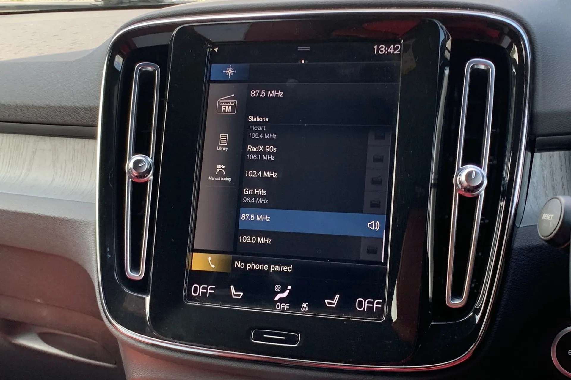 2021 VOLVO XC40 2021 VOLVO XC40