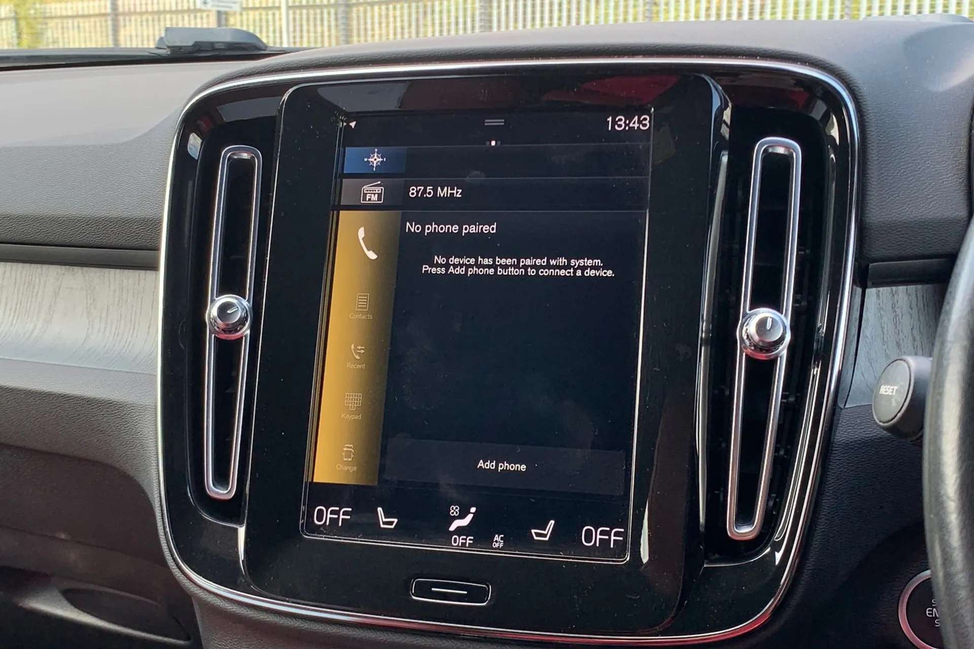 2021 VOLVO XC40 2021 VOLVO XC40