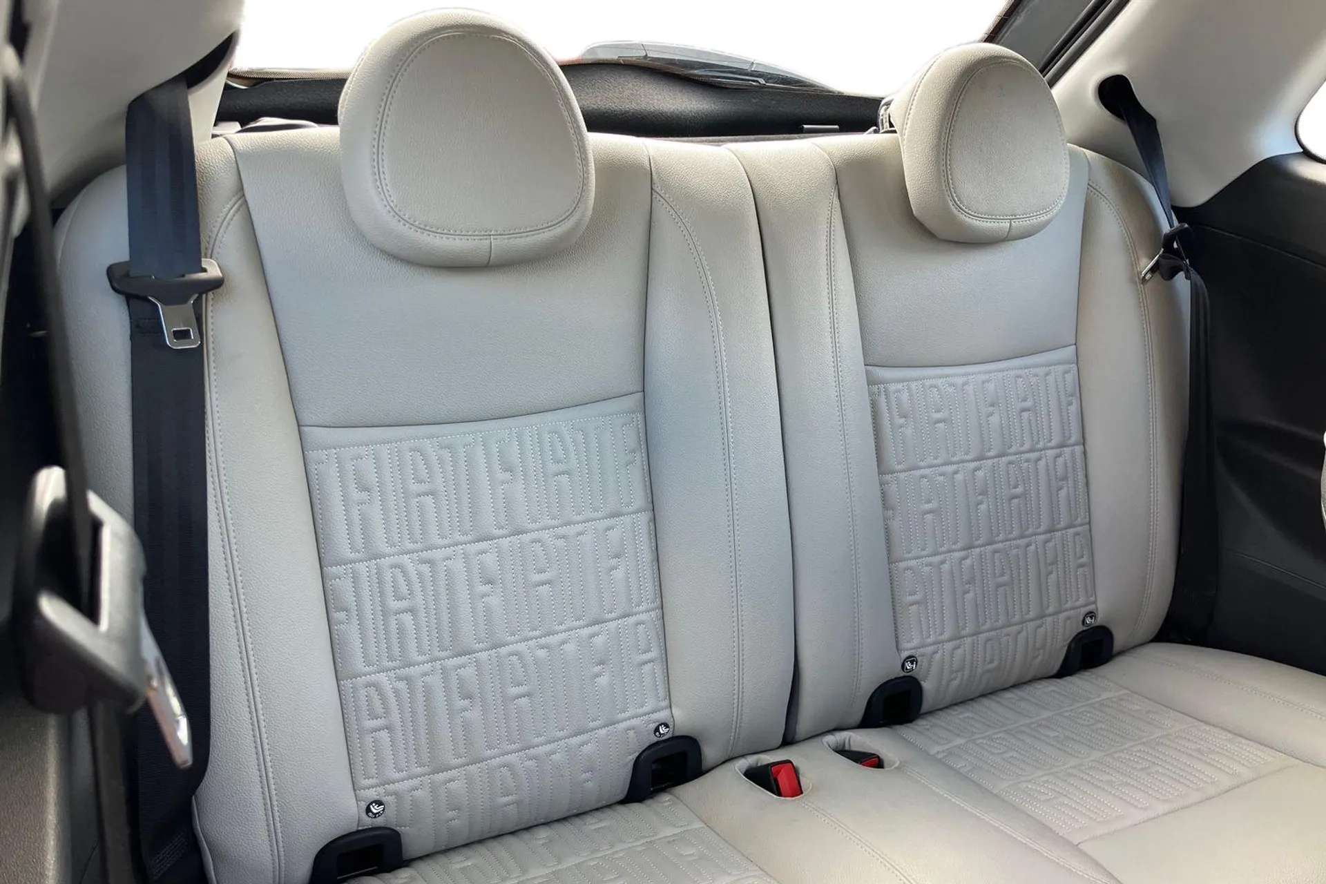 2021 FIAT 500 2021 FIAT 500
