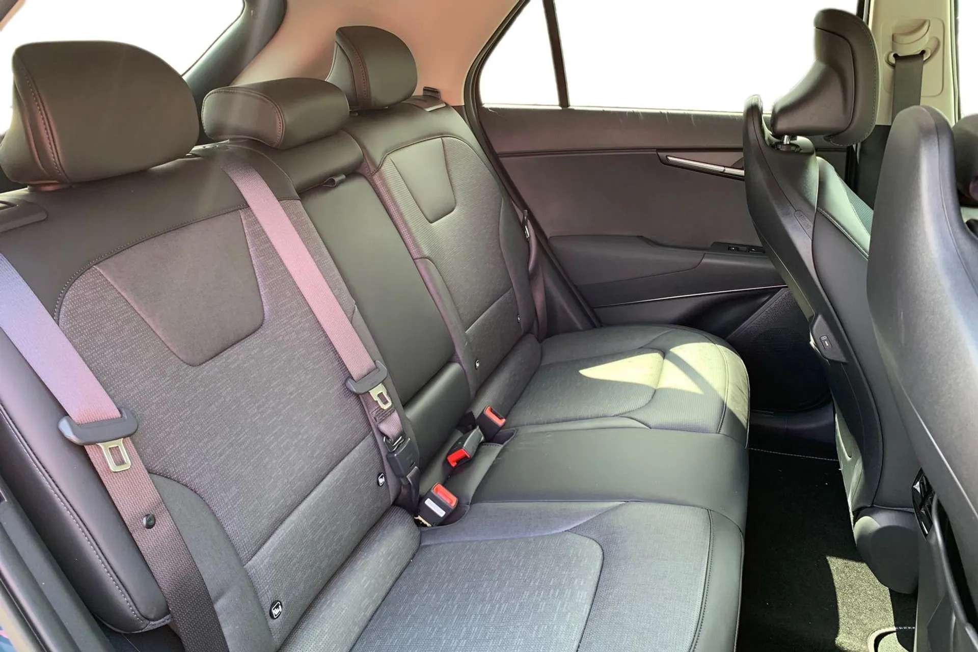 2024 KIA NIRO 2024 KIA NIRO