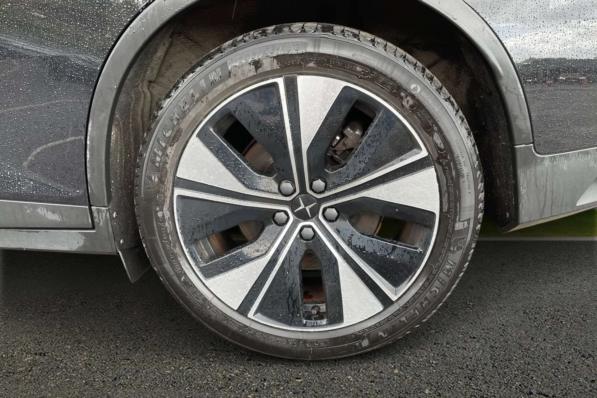 2023 POLESTAR 2 2023 POLESTAR 2