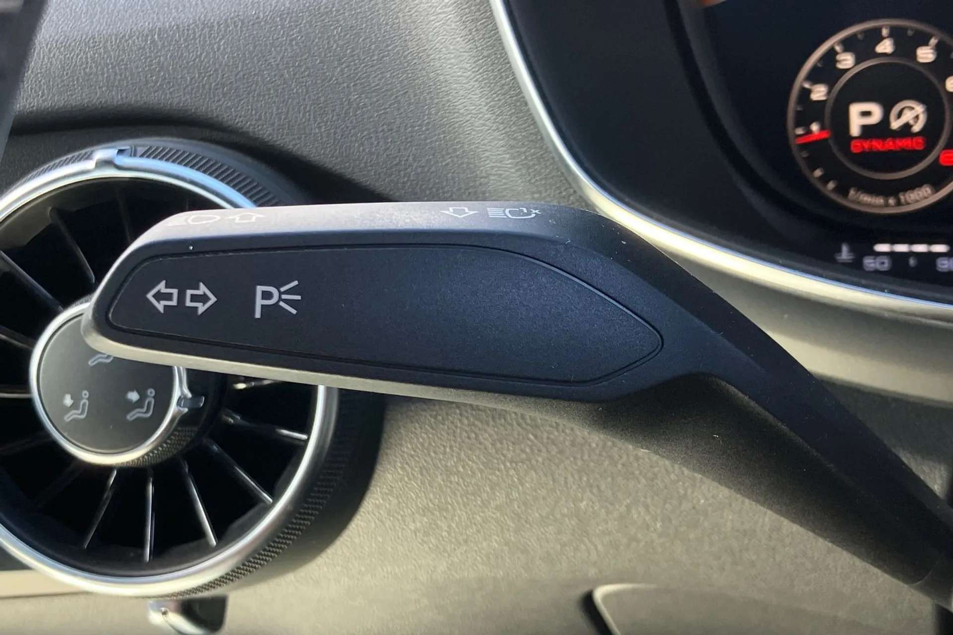 2023 AUDI TT 2023 AUDI TT