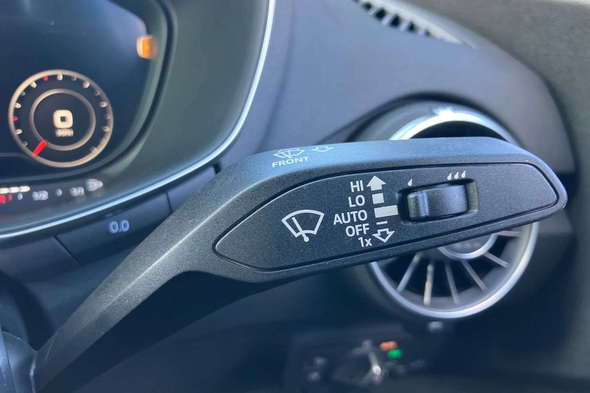2023 AUDI TT 2023 AUDI TT
