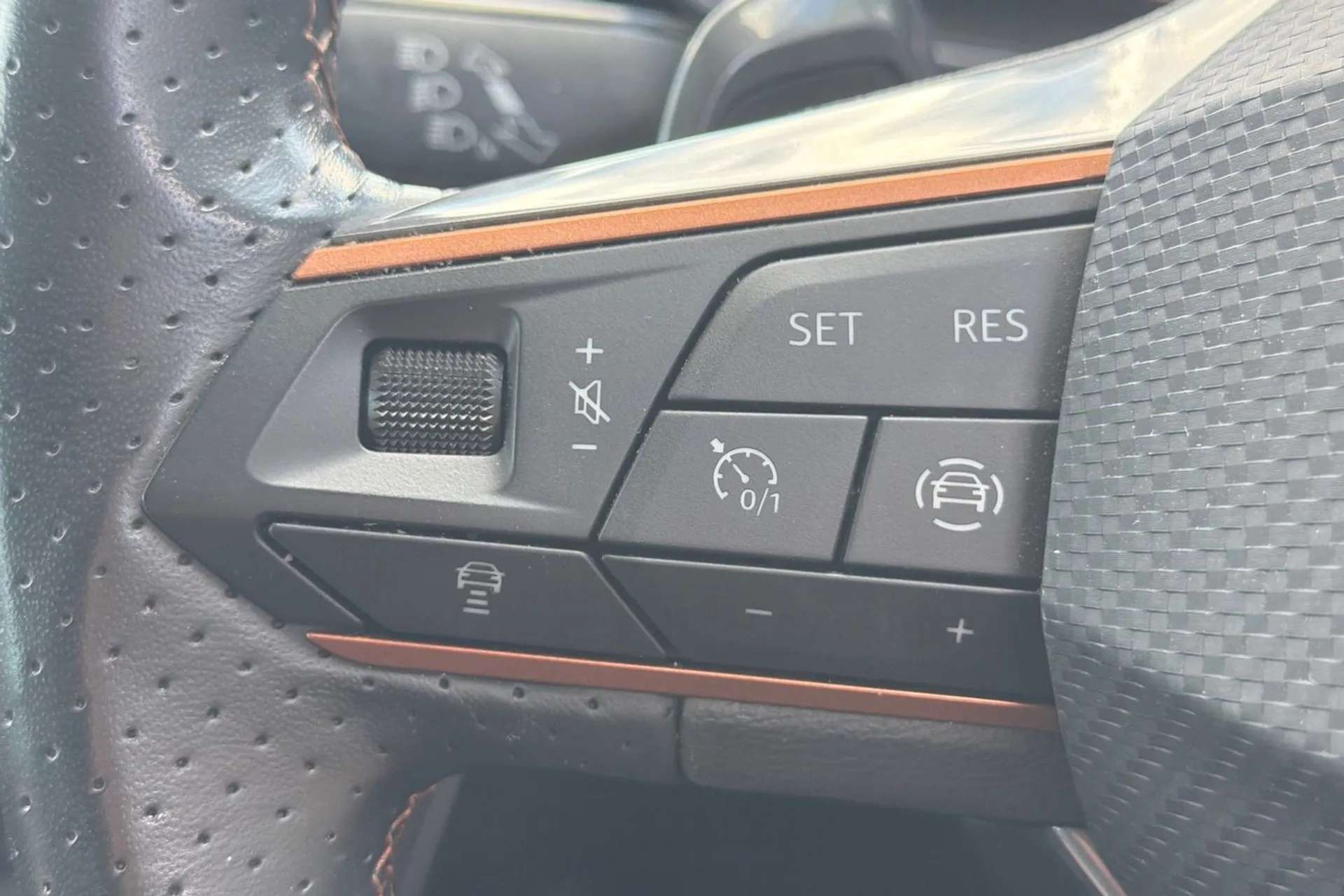 2024 CUPRA LEON 2024 CUPRA LEON