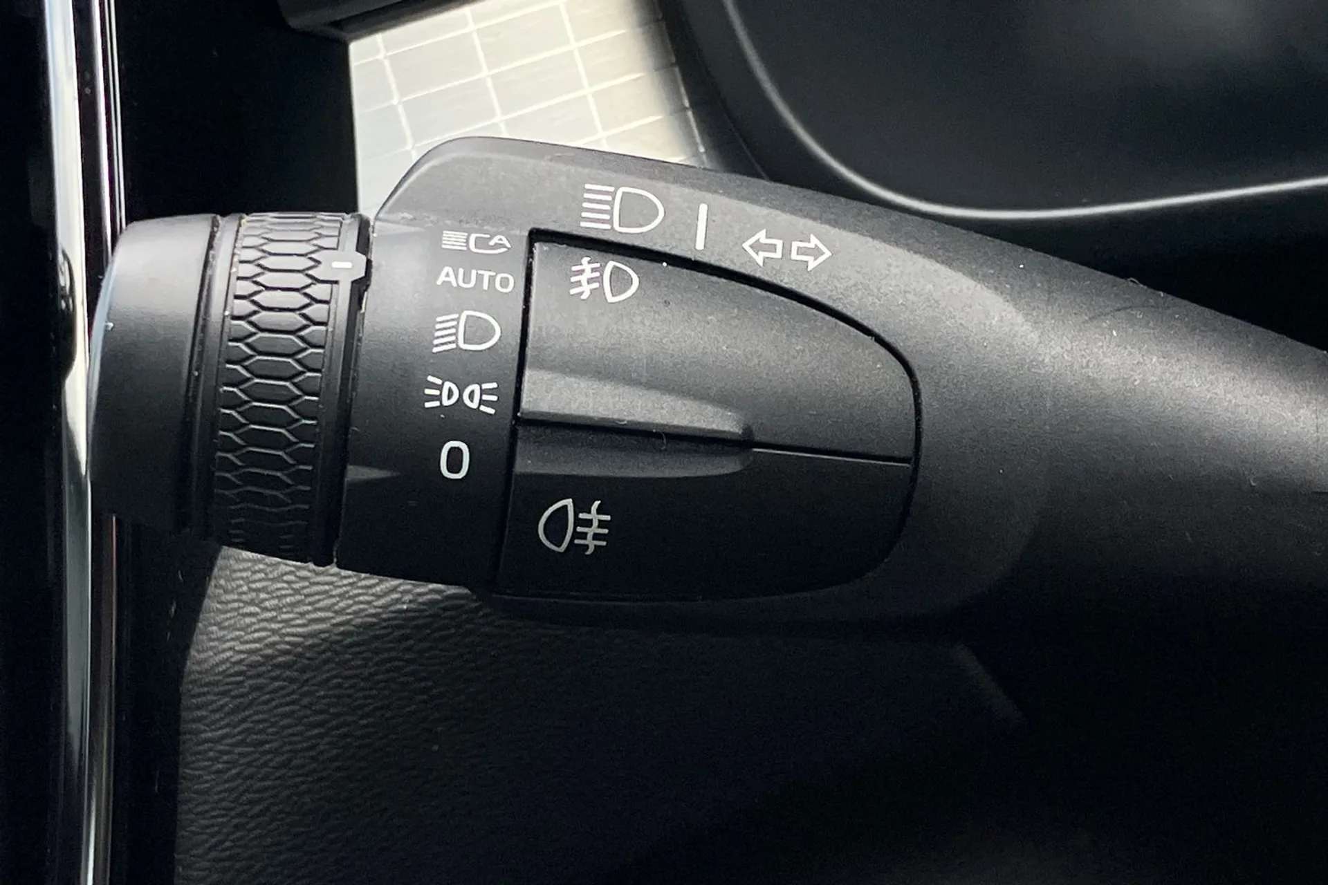 2022 VOLVO XC40 2022 VOLVO XC40