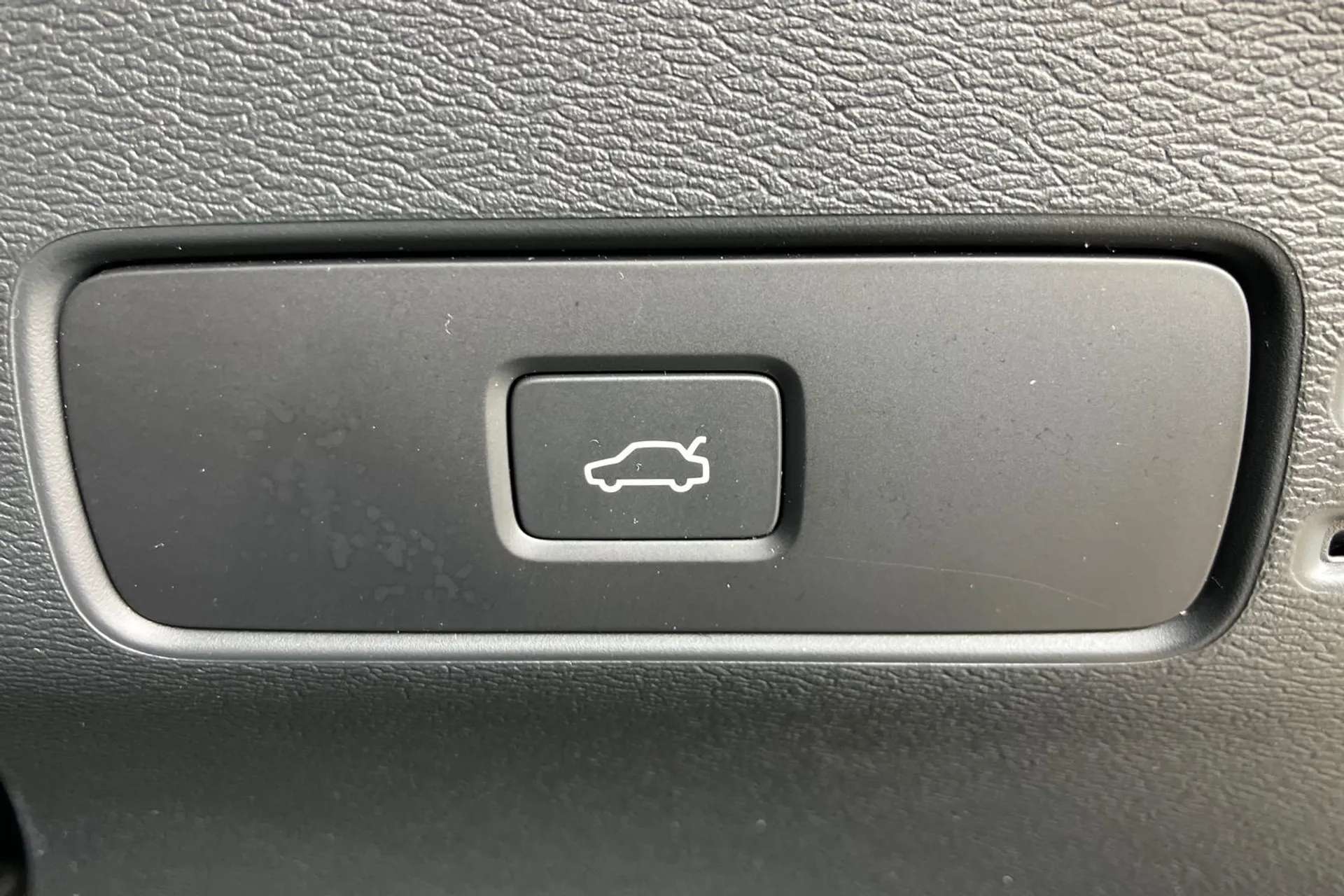 2022 VOLVO XC40 2022 VOLVO XC40