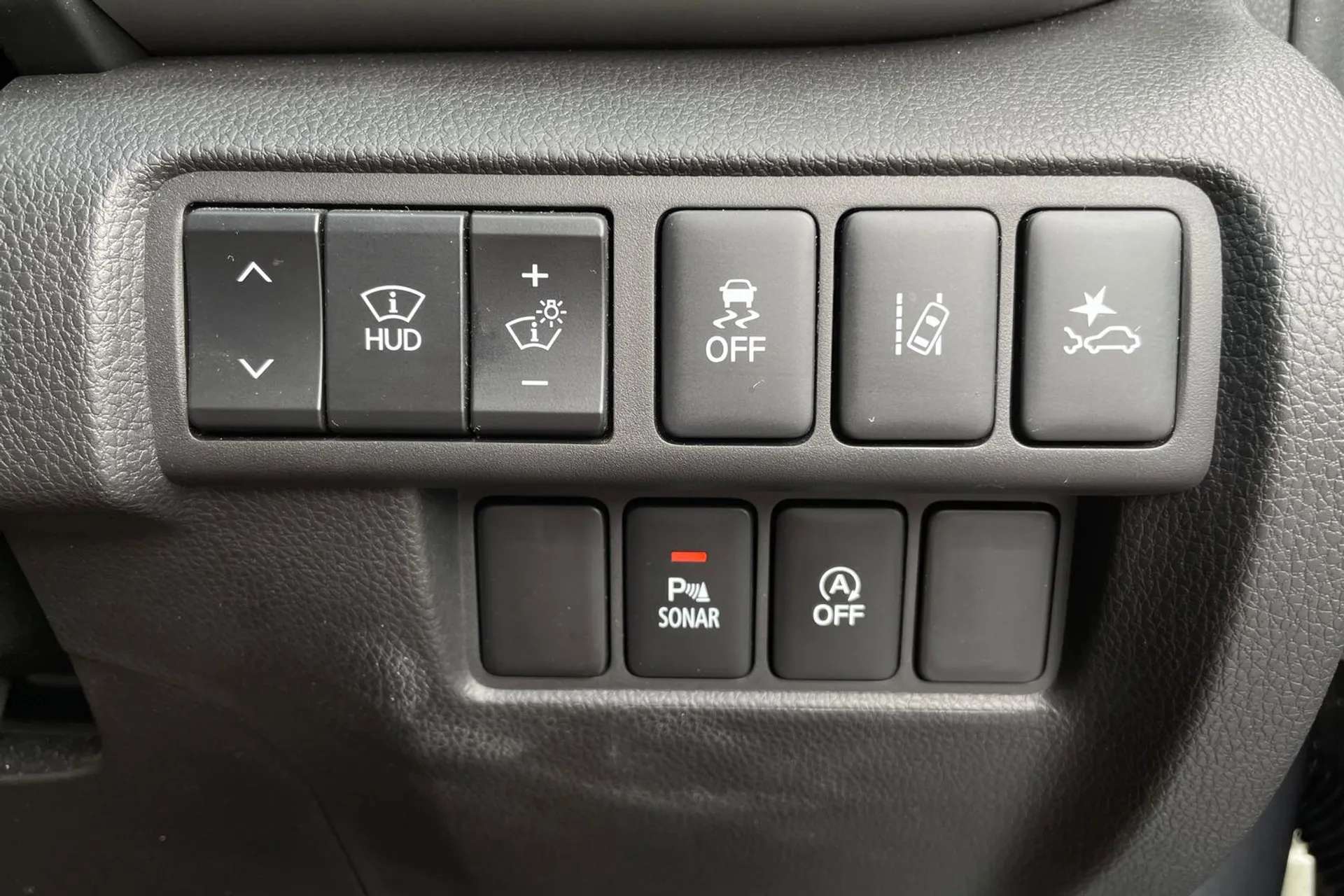 2021 MITSUBISHI ECLIPSE CROSS 2021 MITSUBISHI ECLIPSE CROSS