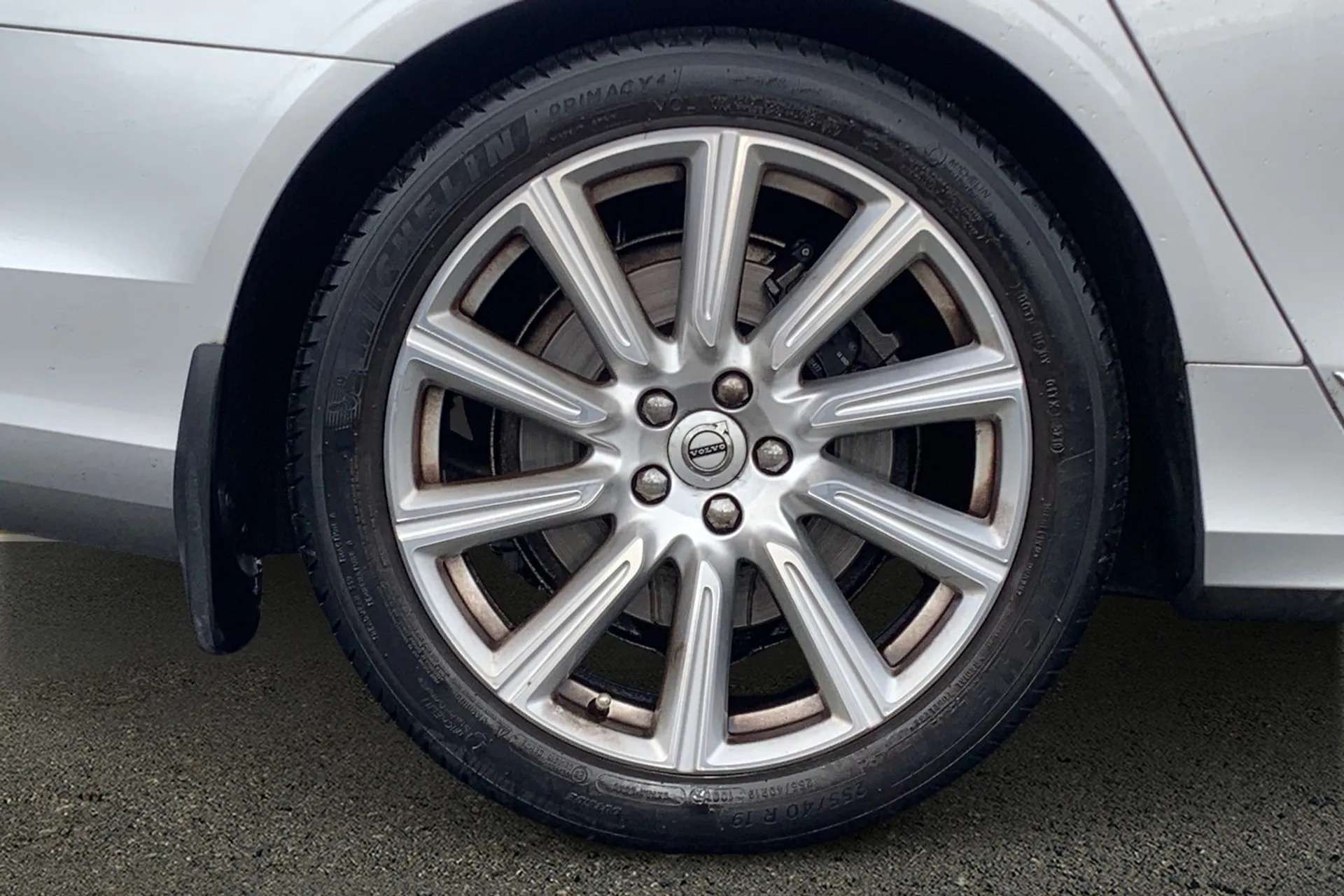 2020 VOLVO S90 2020 VOLVO S90