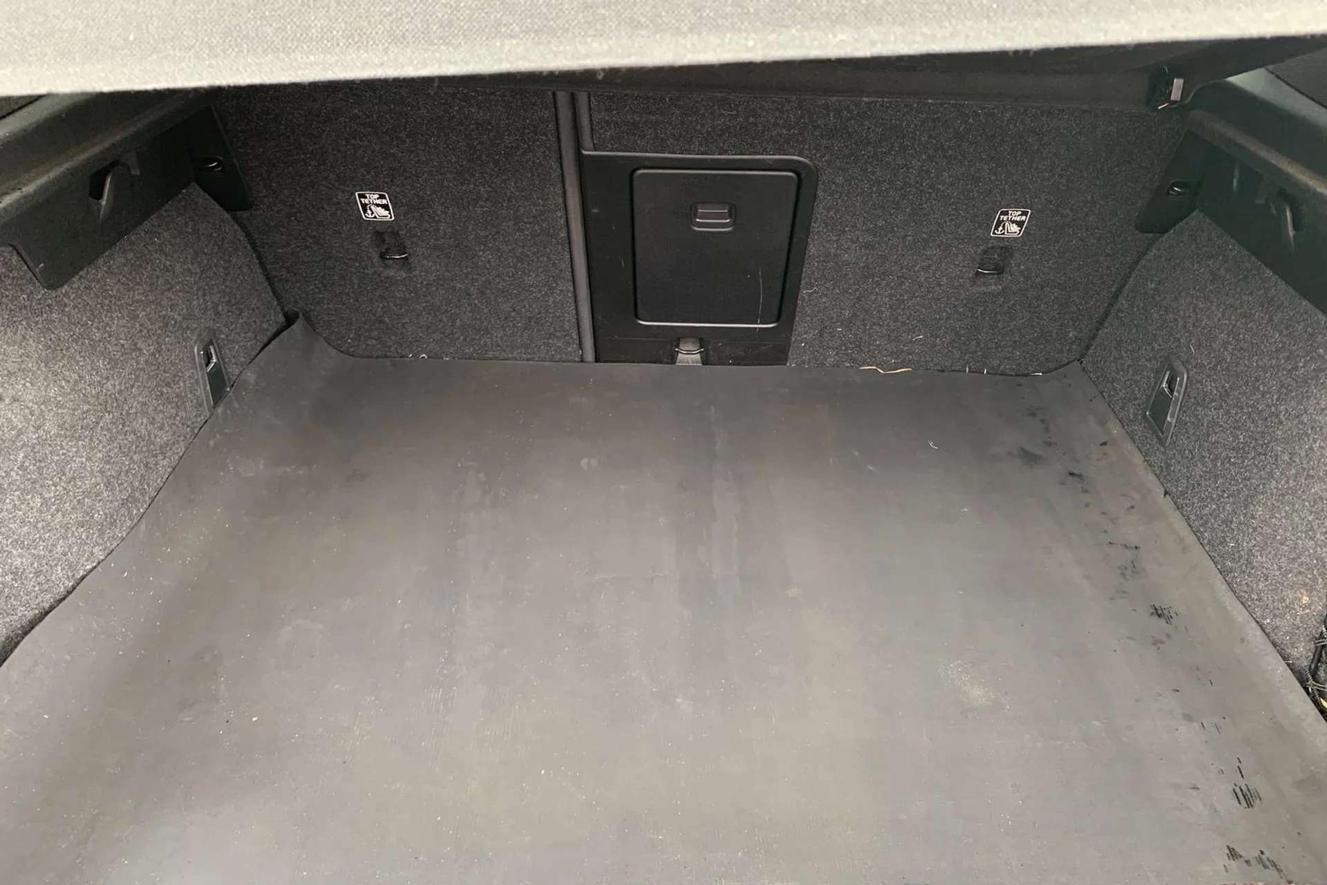 2023 POLESTAR 2 2023 POLESTAR 2