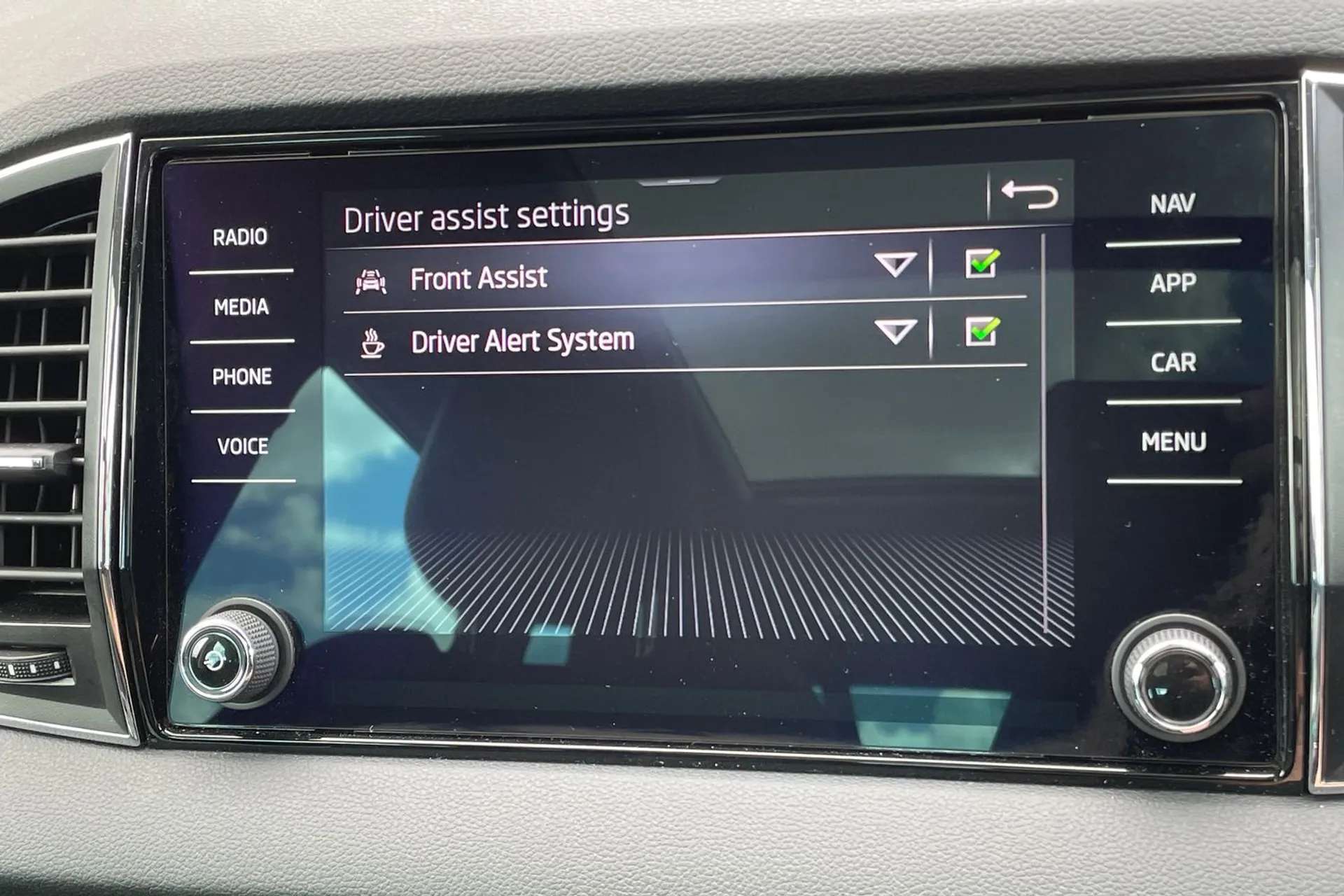 2022 SKODA KAROQ 2022 SKODA KAROQ