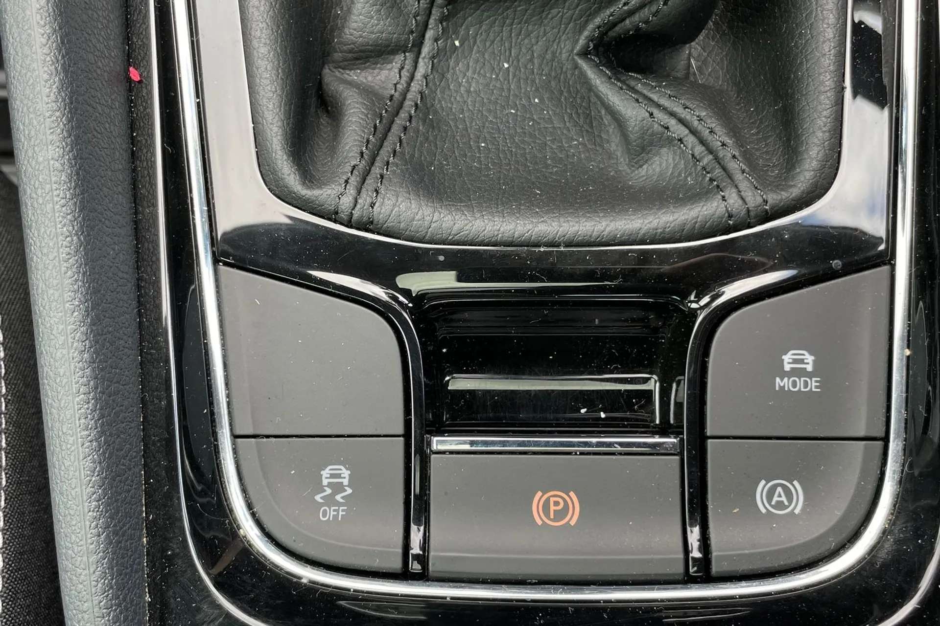 2022 SKODA KAROQ 2022 SKODA KAROQ