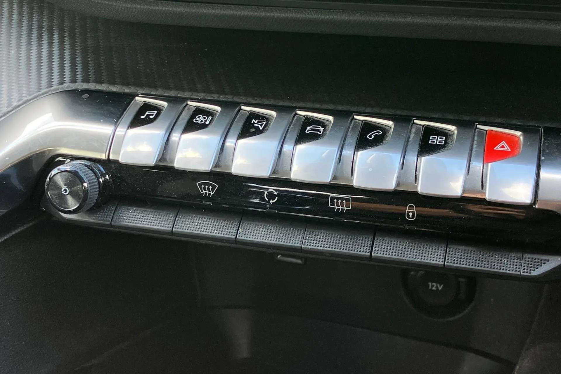 2021 PEUGEOT 5008 2021 PEUGEOT 5008