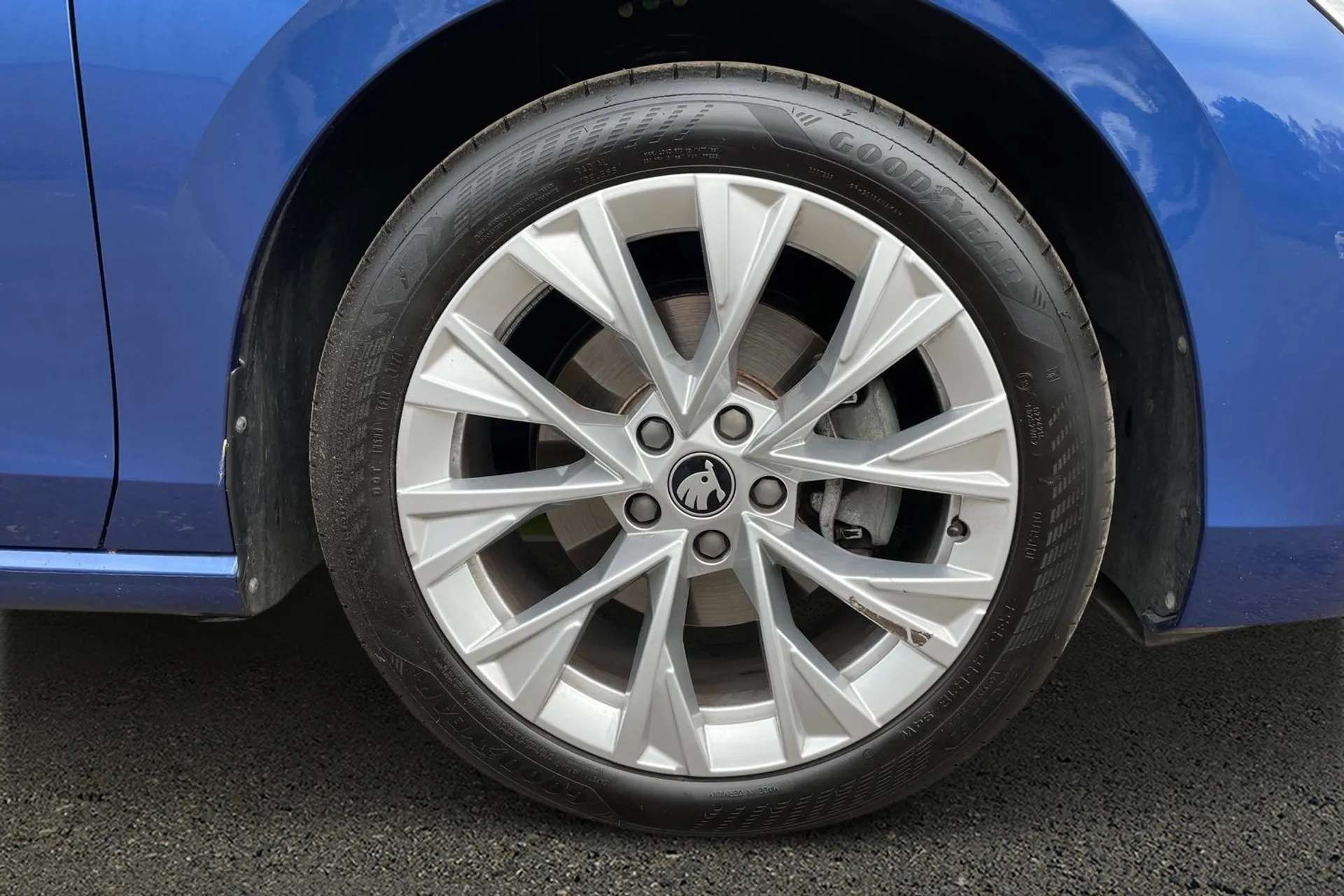 2025 SKODA SUPERB 2025 SKODA SUPERB