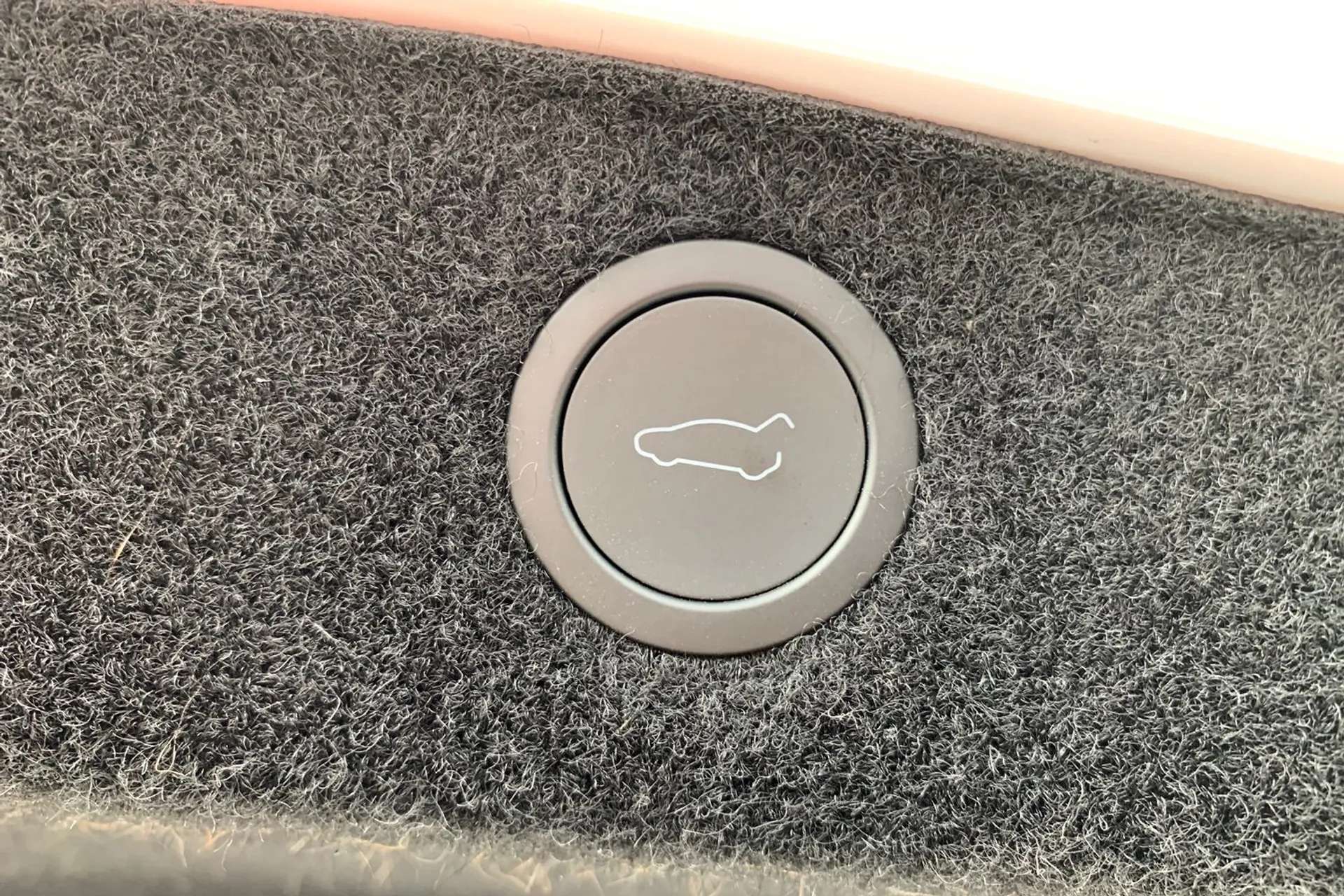 2024 TESLA MODEL 3 2024 TESLA MODEL 3