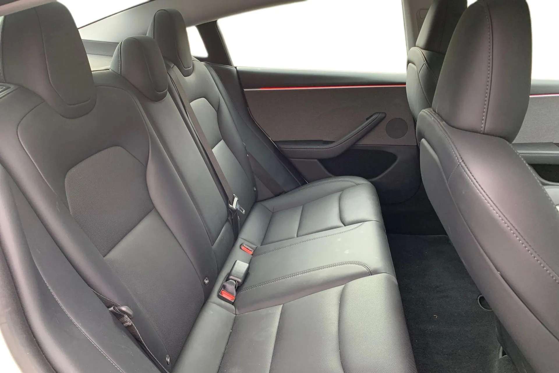 2024 TESLA MODEL 3 2024 TESLA MODEL 3