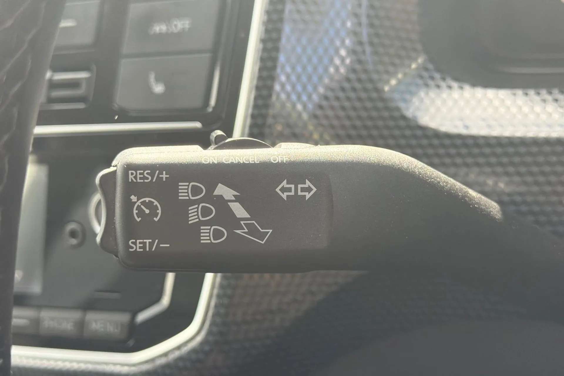 2024 VOLKSWAGEN UP 2024 VOLKSWAGEN UP