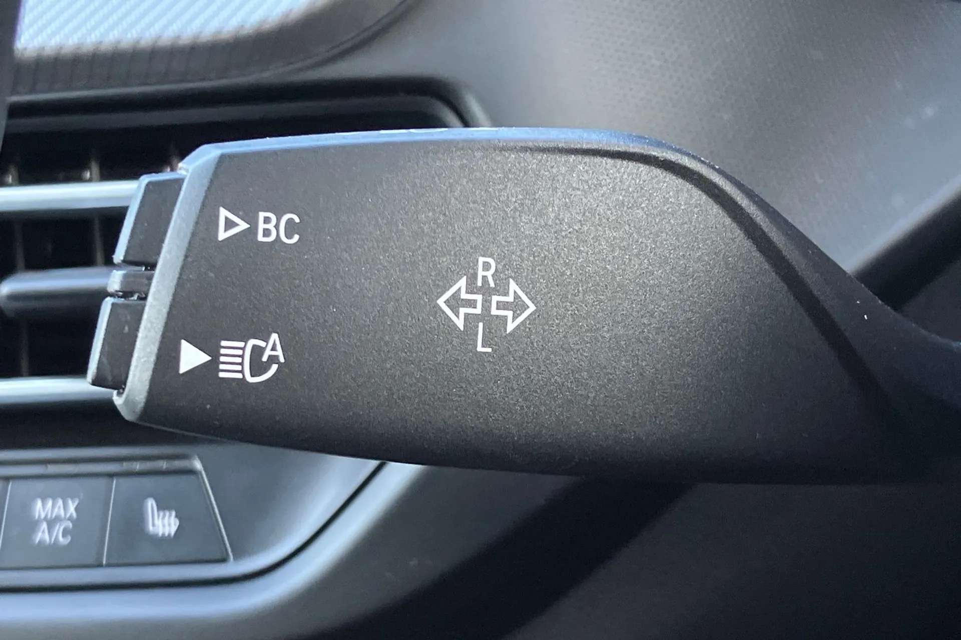 2021 BMW 2 SERIES 2021 BMW 2 SERIES