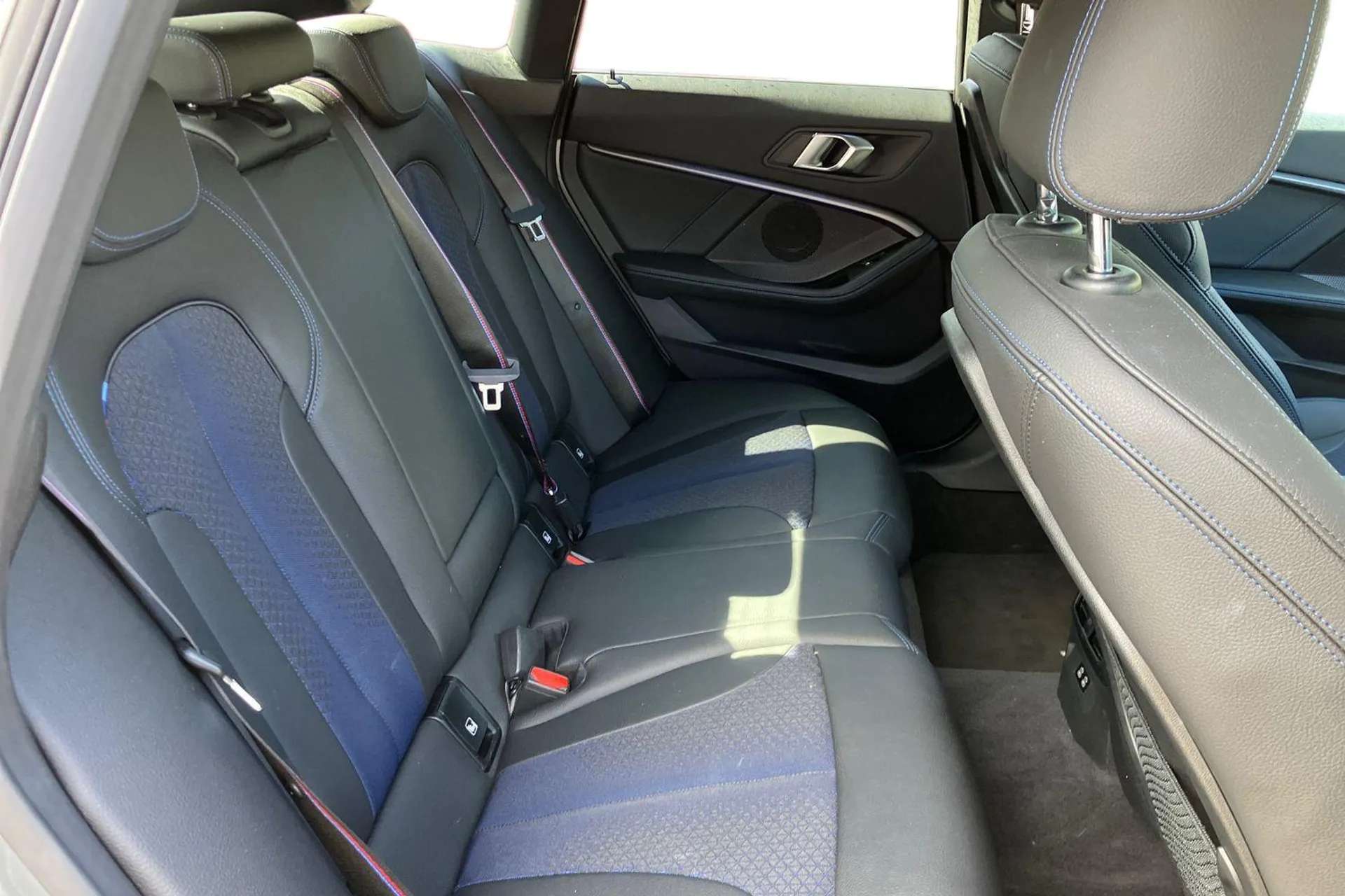 2021 BMW 2 SERIES 2021 BMW 2 SERIES