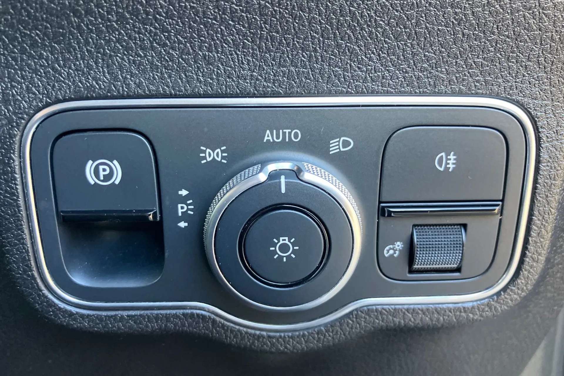 2023 MERCEDES-BENZ GLB 2023 MERCEDES-BENZ GLB