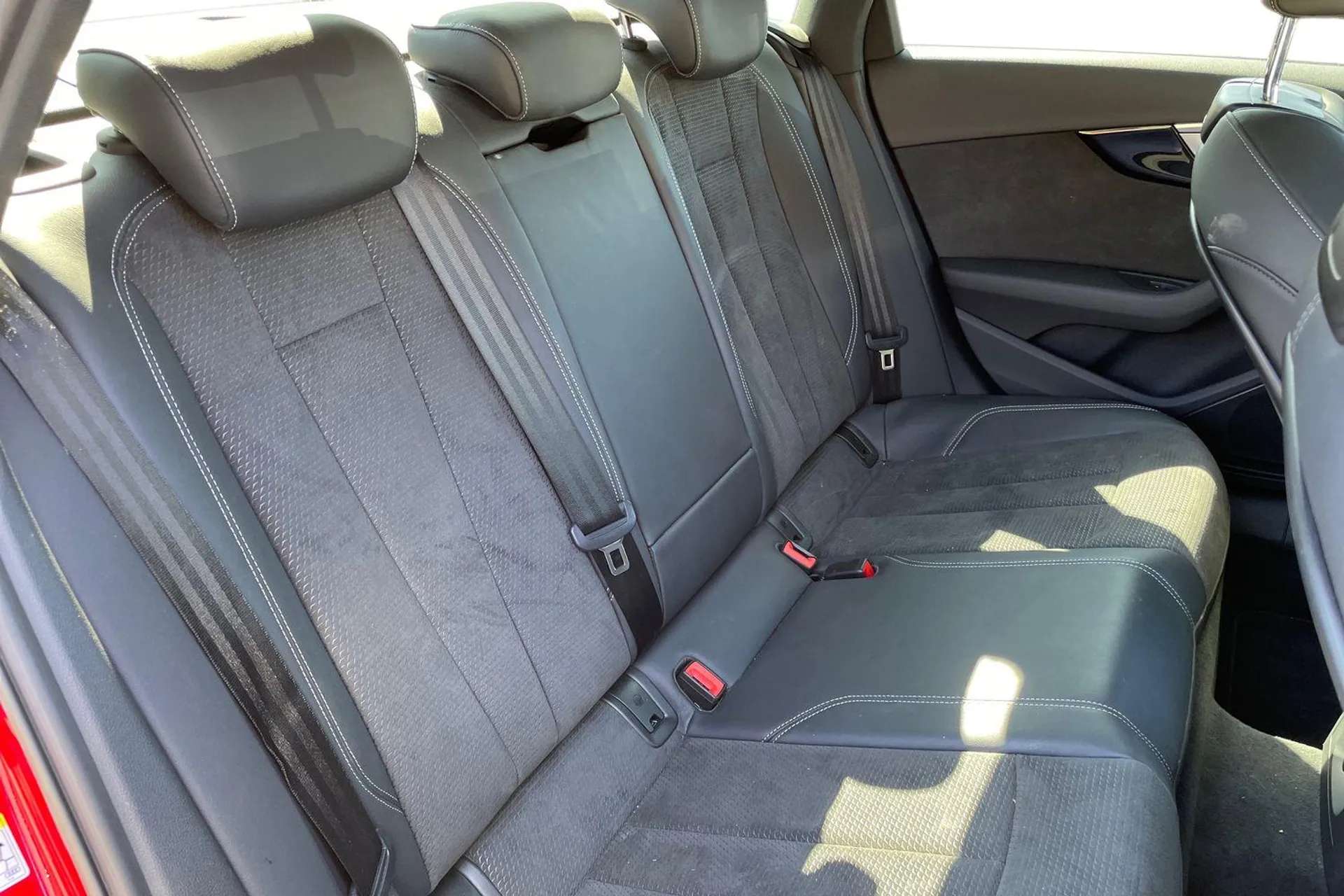 2020 AUDI A4 2020 AUDI A4