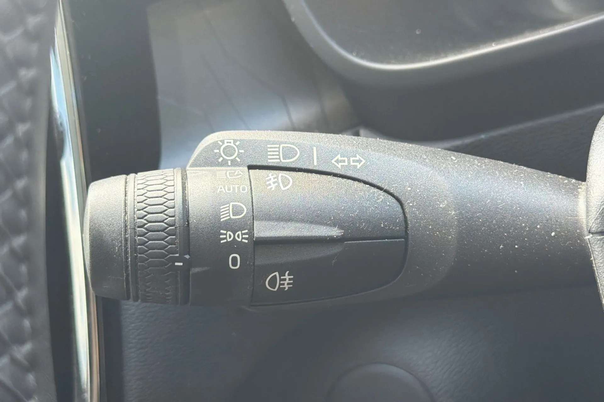 2022 VOLVO C40 2022 VOLVO C40