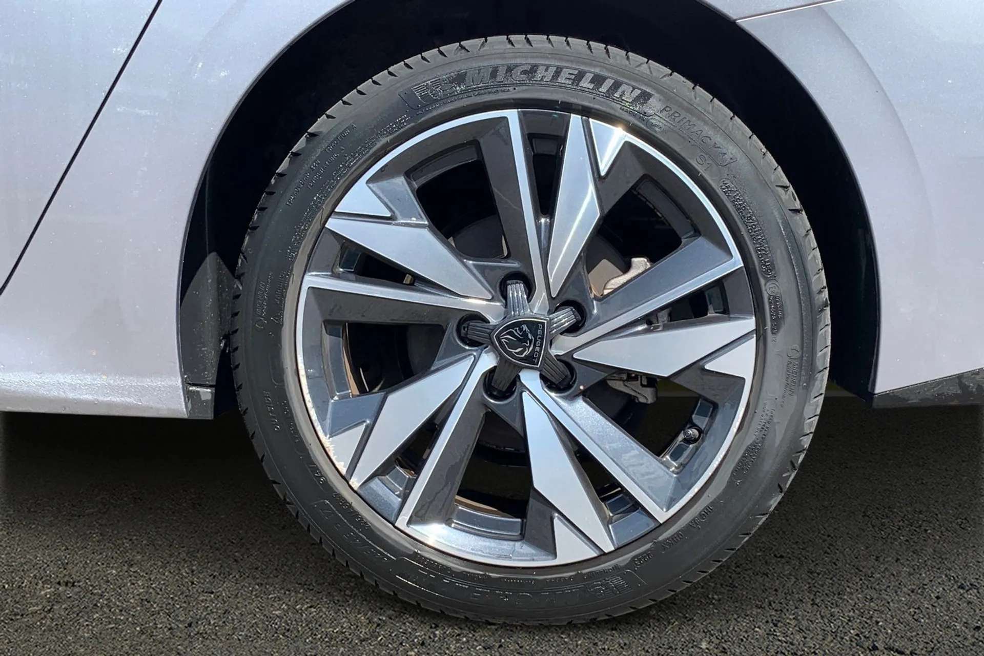 2023 PEUGEOT 308 2023 PEUGEOT 308