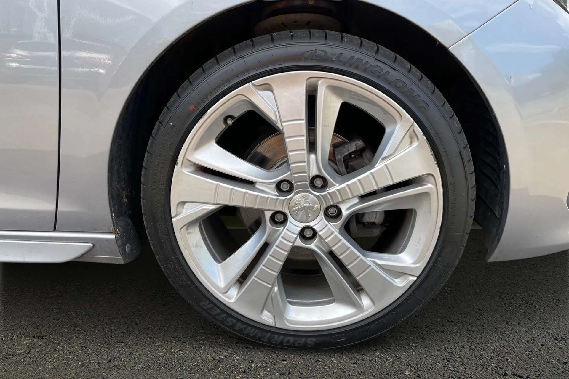 2018 PEUGEOT 308 2018 PEUGEOT 308