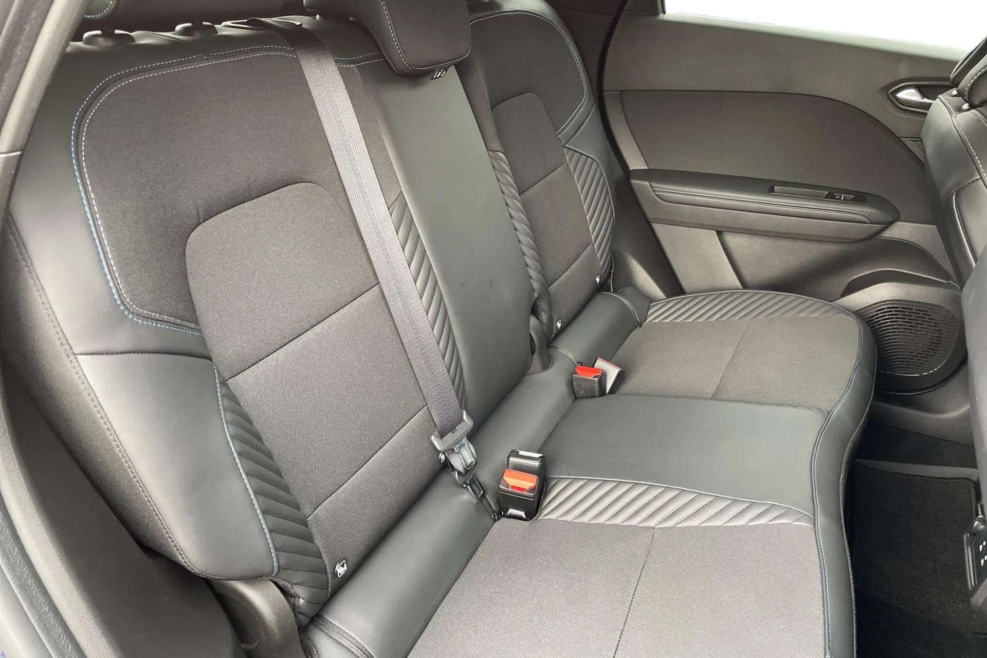 2025 RENAULT CAPTUR 2025 RENAULT CAPTUR