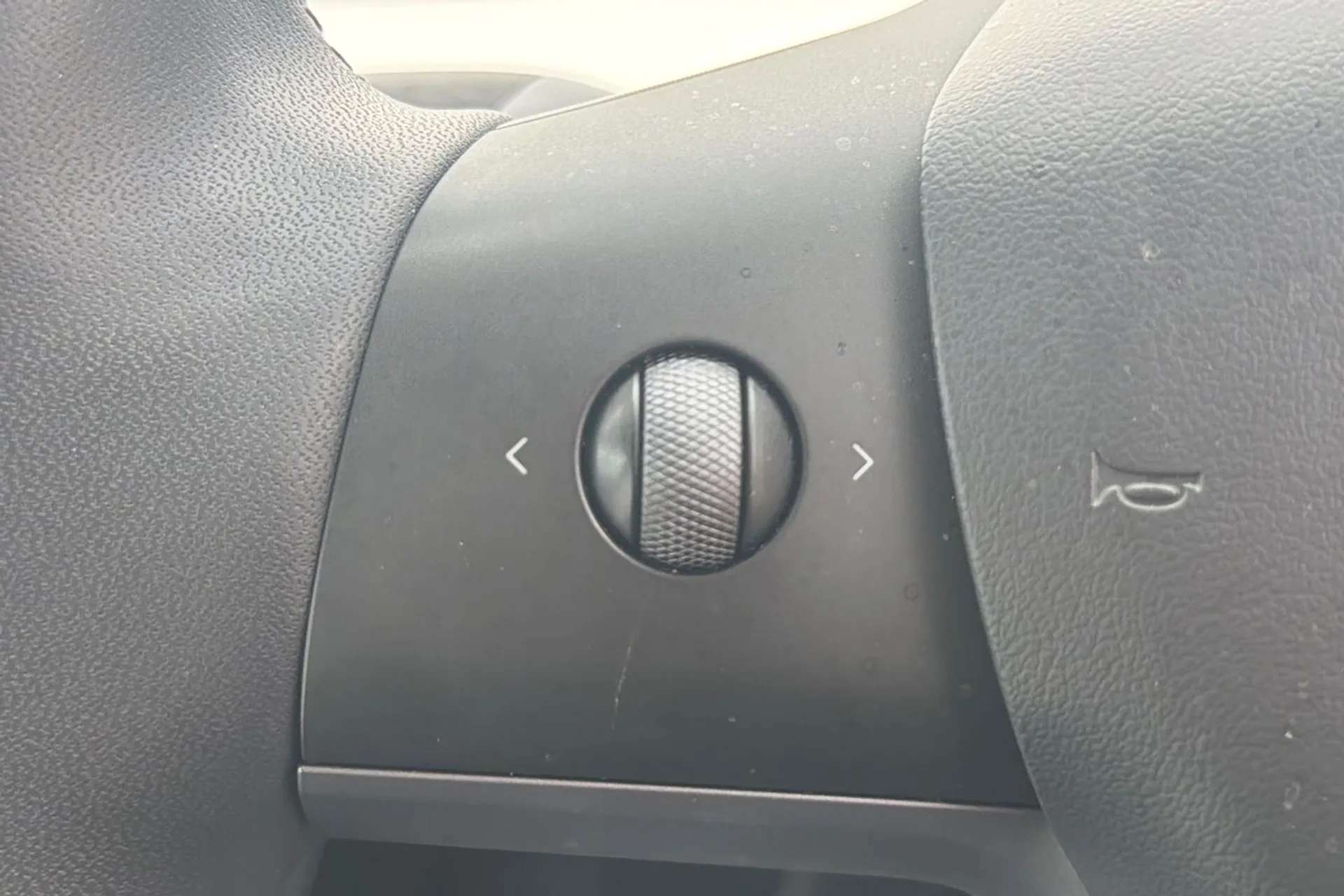 2023 TESLA MODEL Y 2023 TESLA MODEL Y