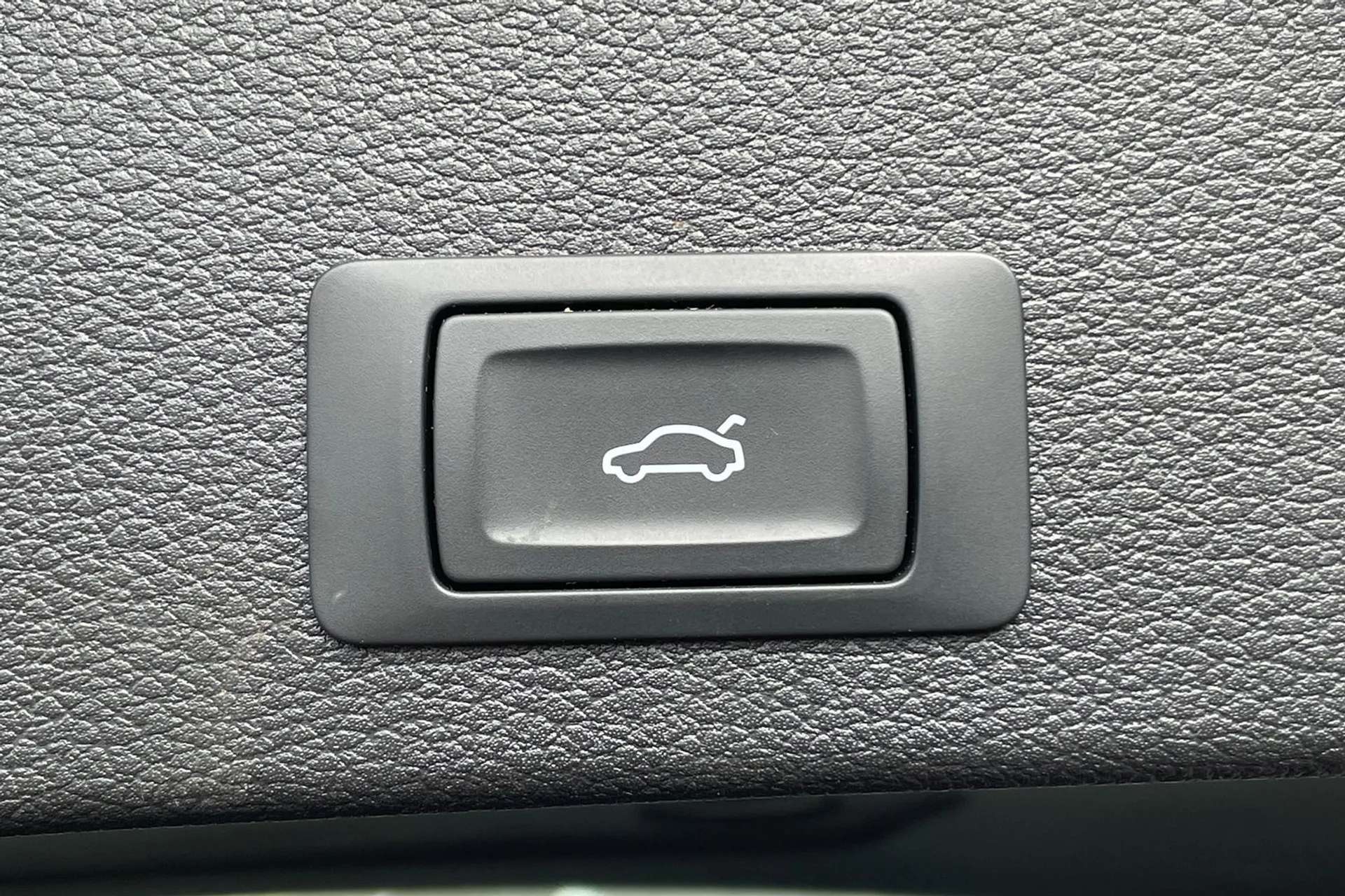2022 AUDI Q2 2022 AUDI Q2