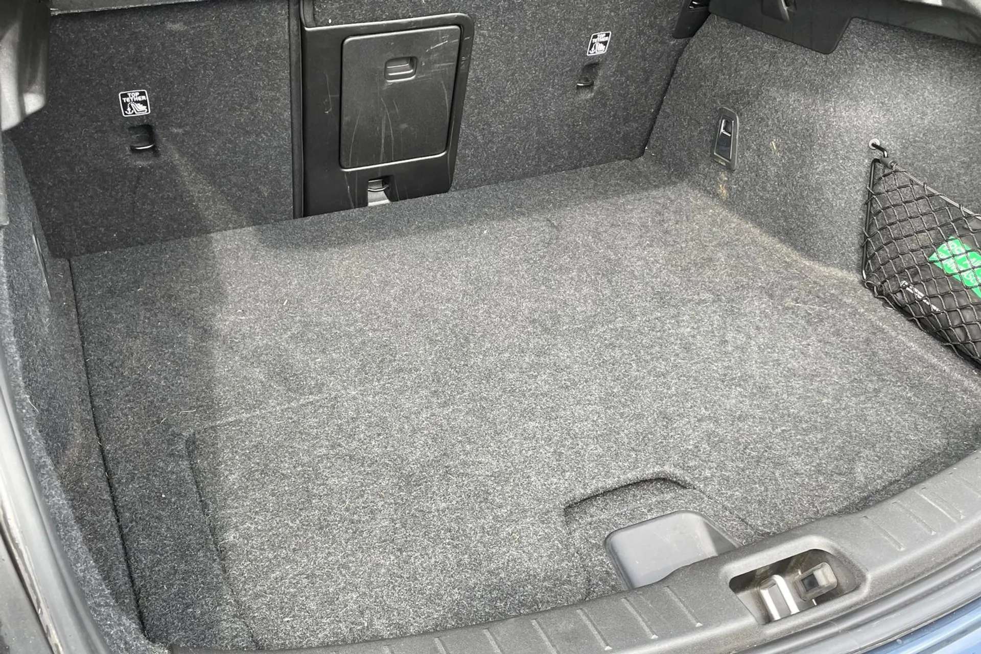2022 POLESTAR 2 2022 POLESTAR 2