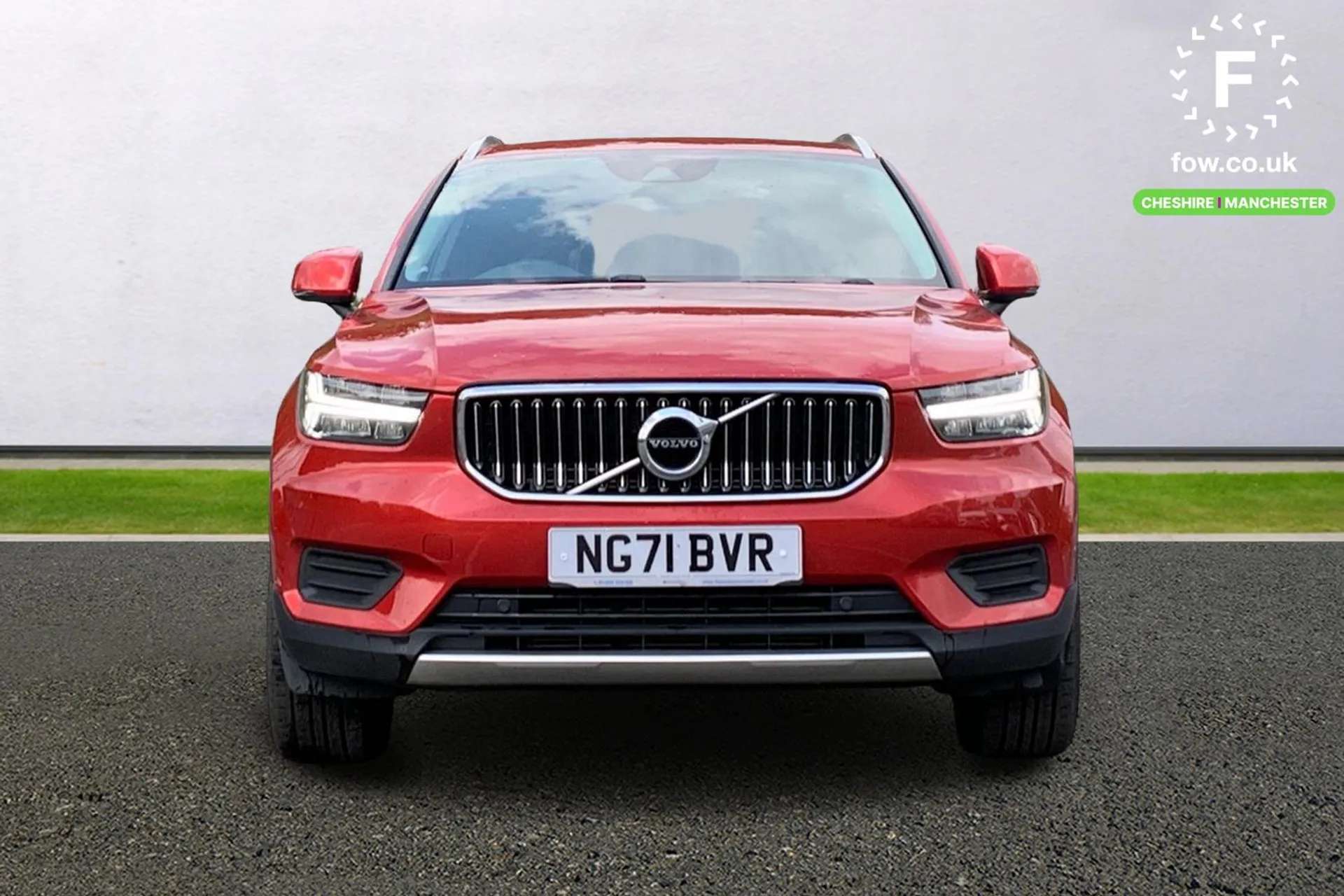 2021 VOLVO XC40 2021 VOLVO XC40