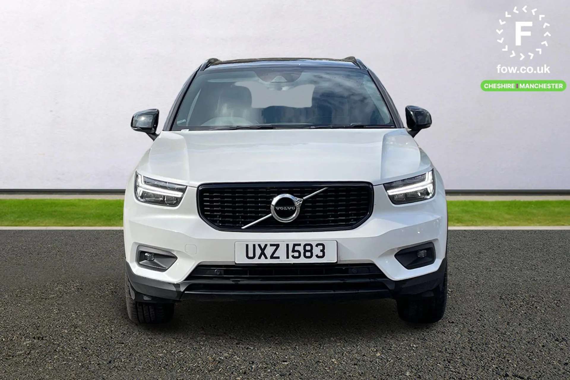 2019 VOLVO XC40 2019 VOLVO XC40