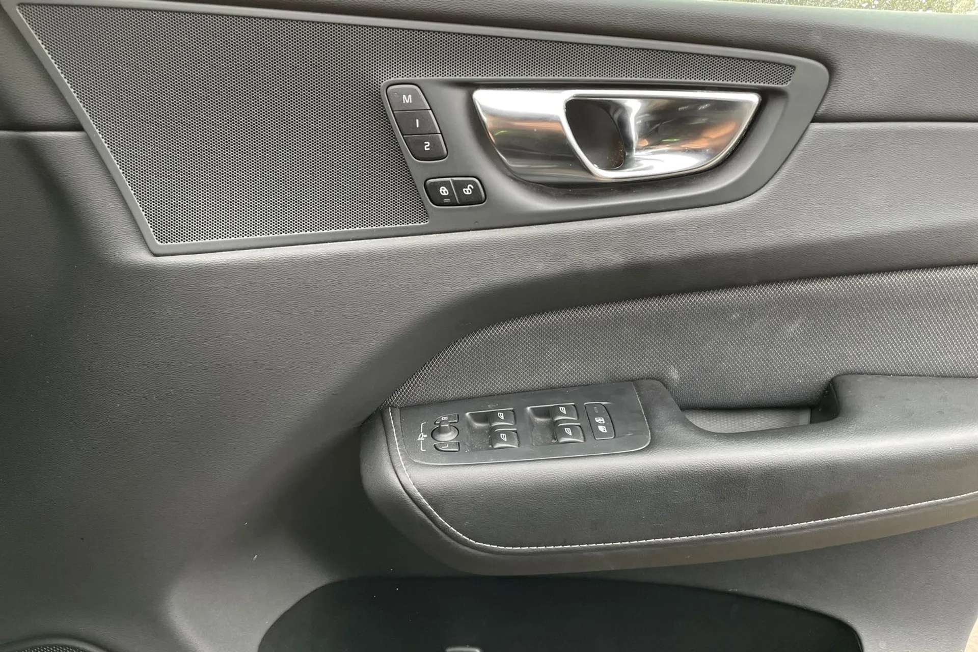 2021 VOLVO XC60 2021 VOLVO XC60