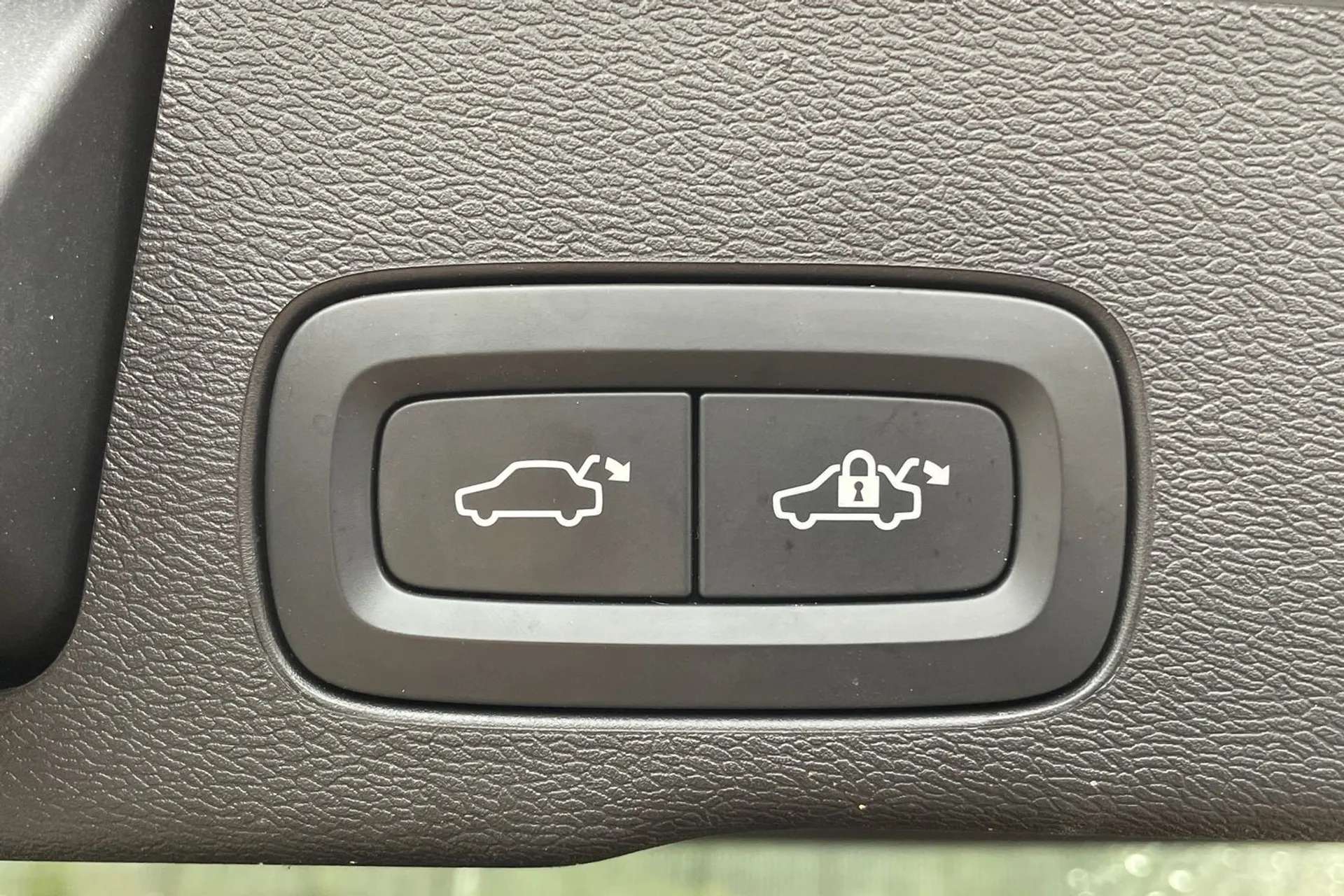 2021 VOLVO XC60 2021 VOLVO XC60