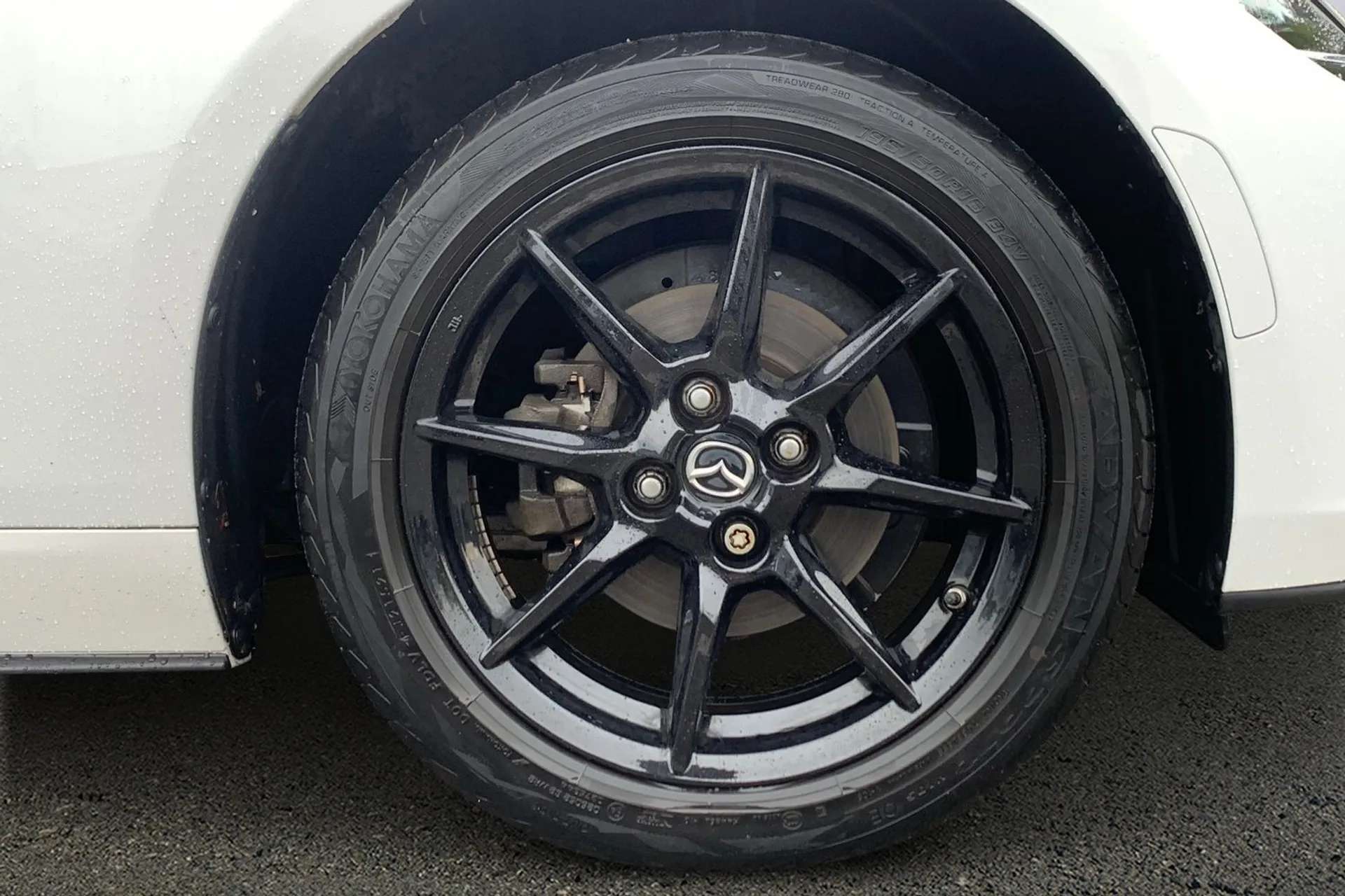 2021 MAZDA MX-5 2021 MAZDA MX-5