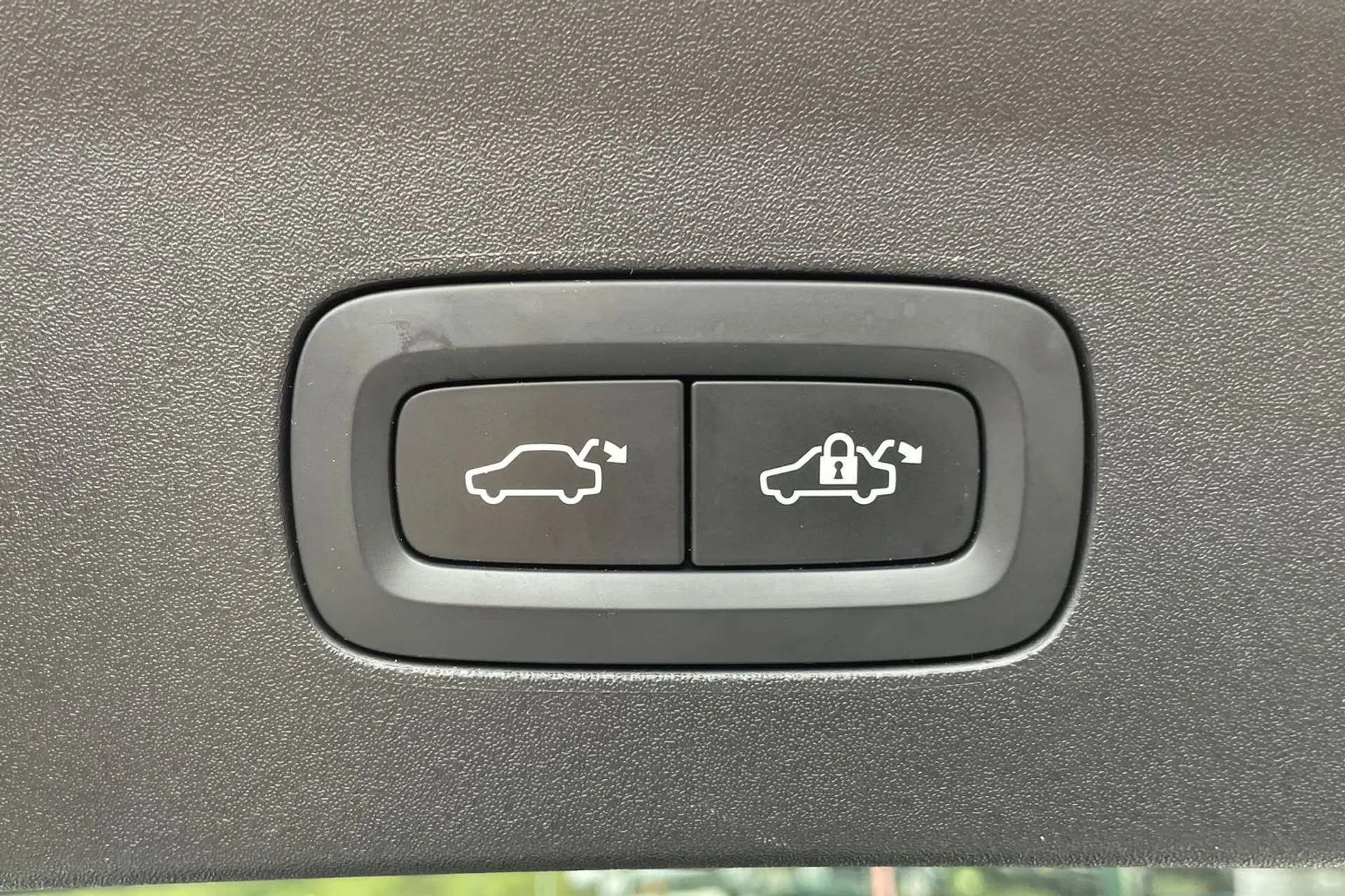 2021 POLESTAR 2 2021 POLESTAR 2