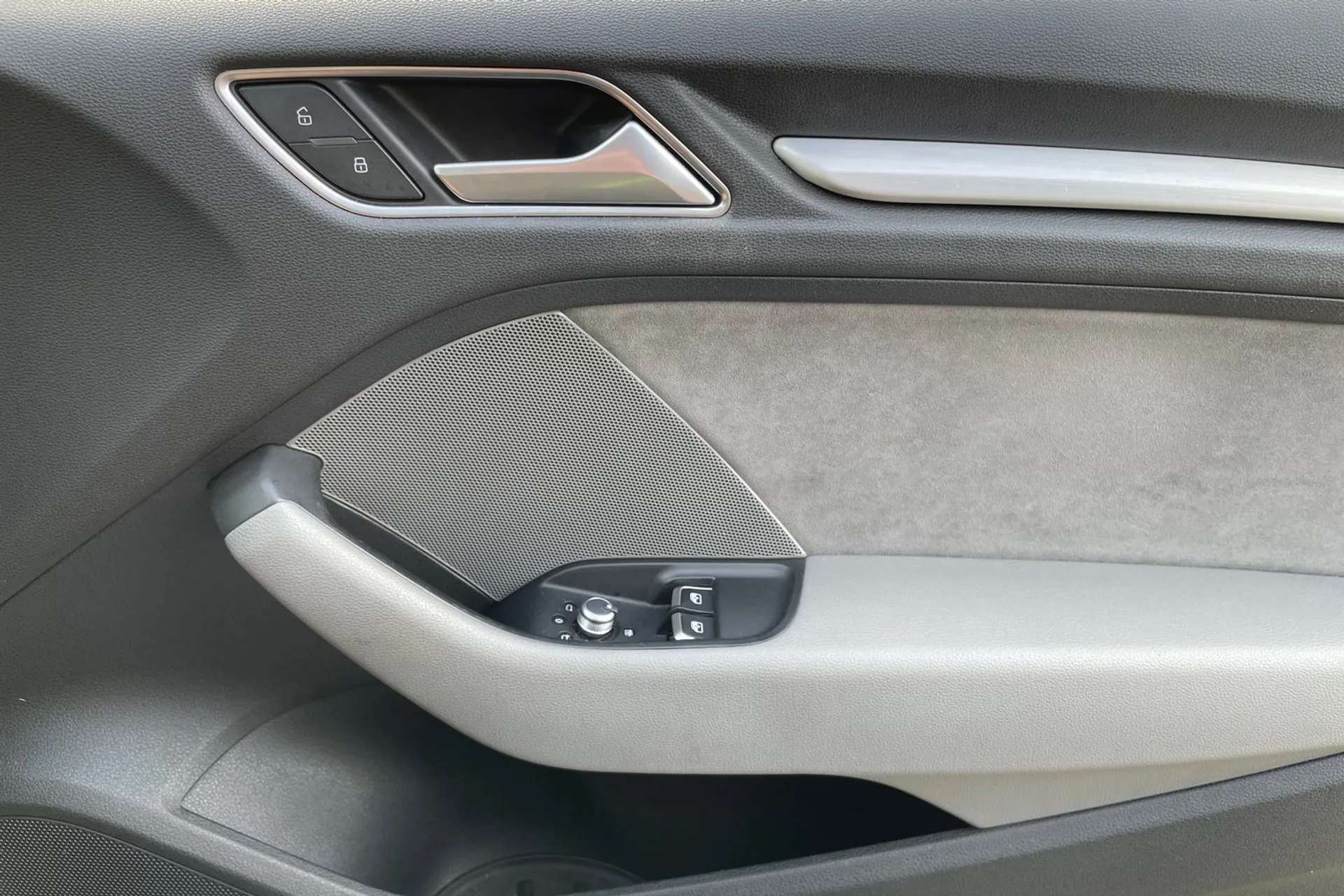2016 AUDI A3 2016 AUDI A3