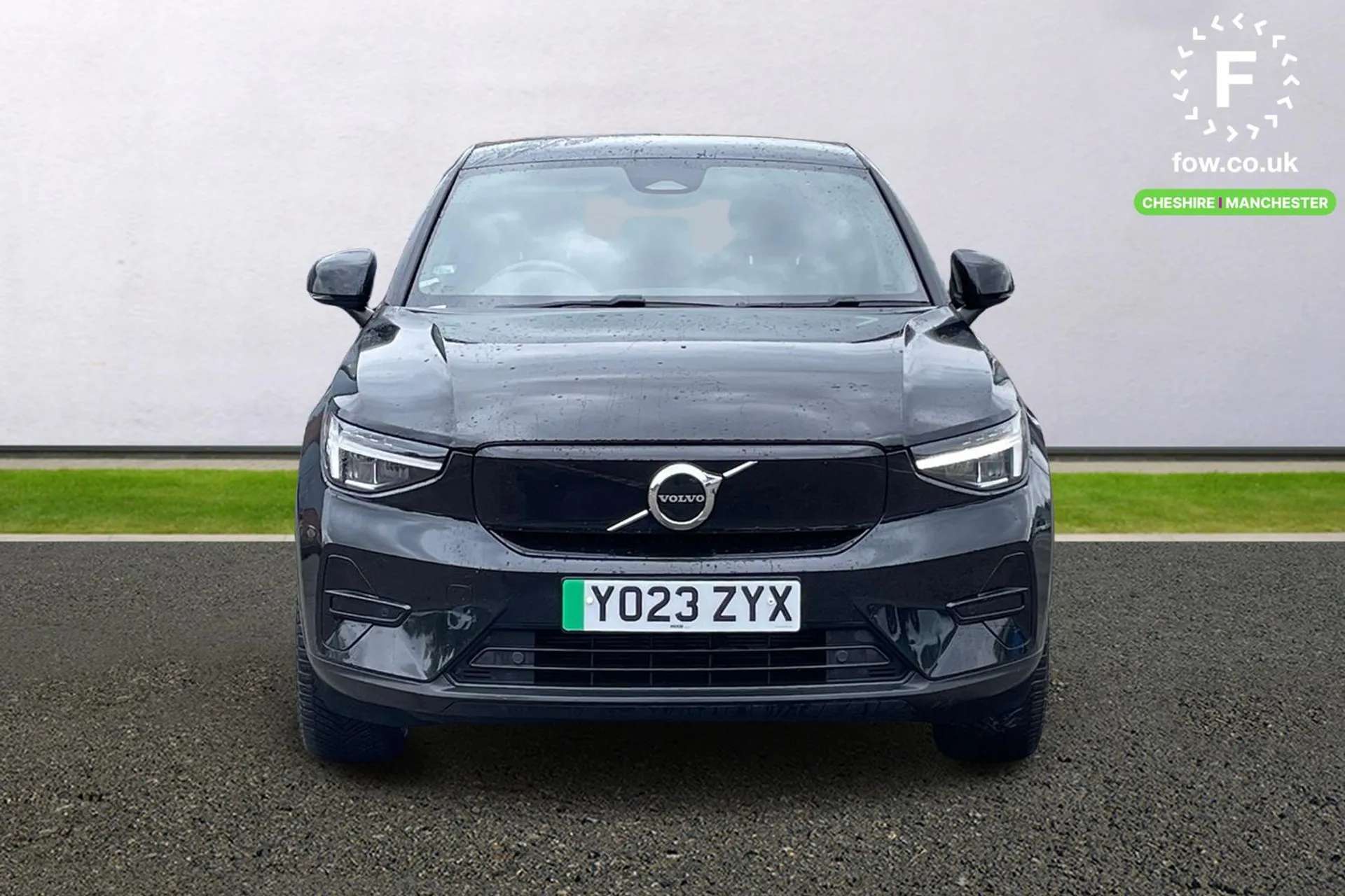 2023 VOLVO C40 2023 VOLVO C40