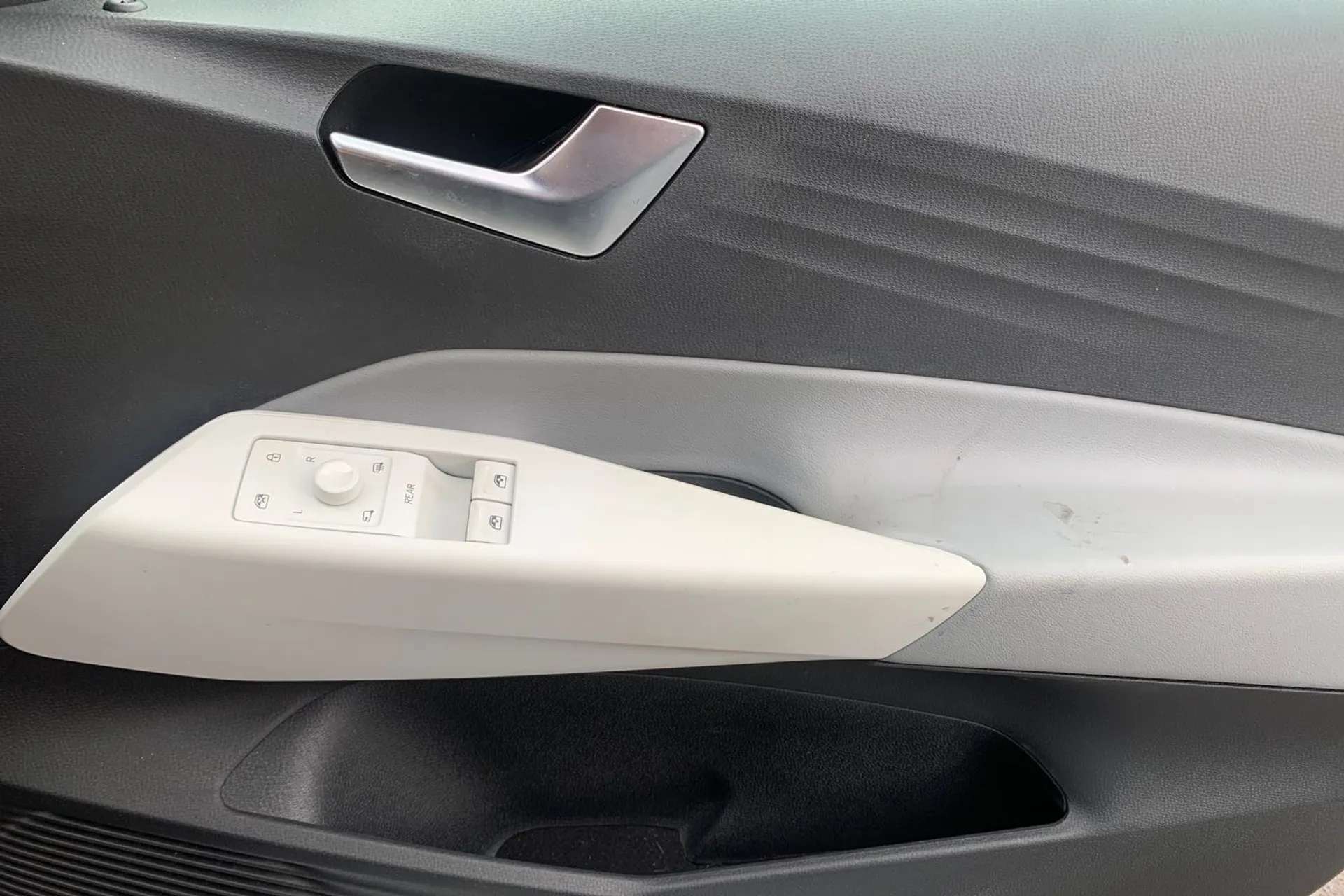 2020 VOLKSWAGEN ID.3 2020 VOLKSWAGEN ID.3