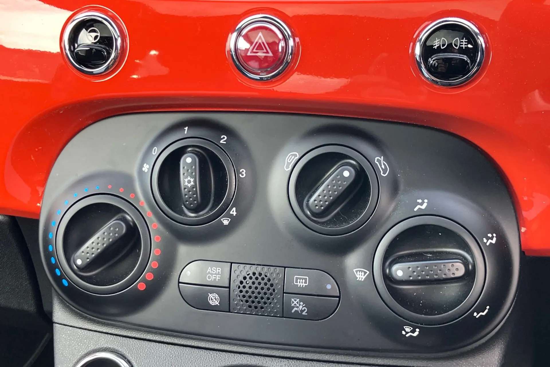 2024 FIAT 500 2024 FIAT 500