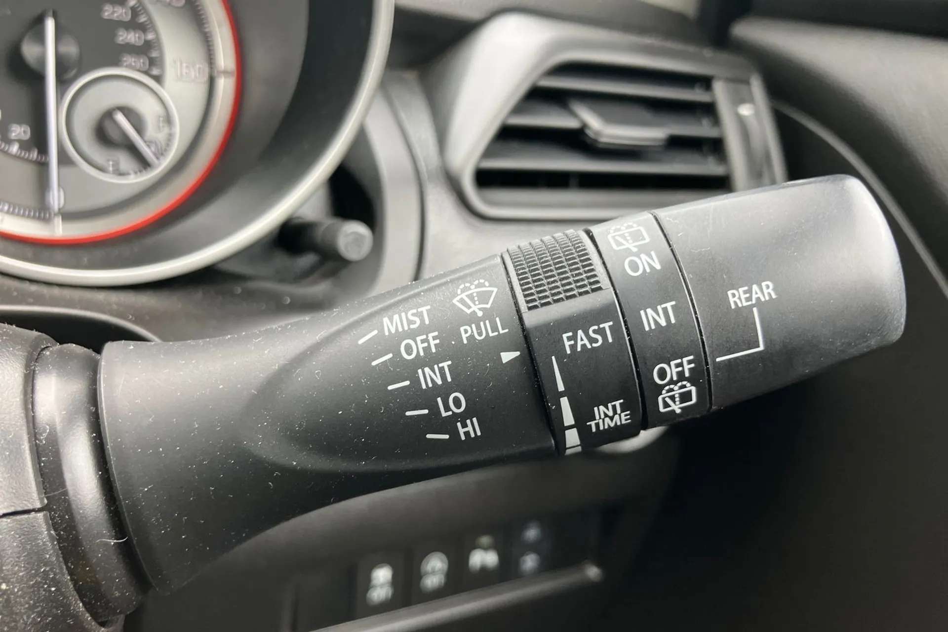 2022 SUZUKI SWIFT 2022 SUZUKI SWIFT